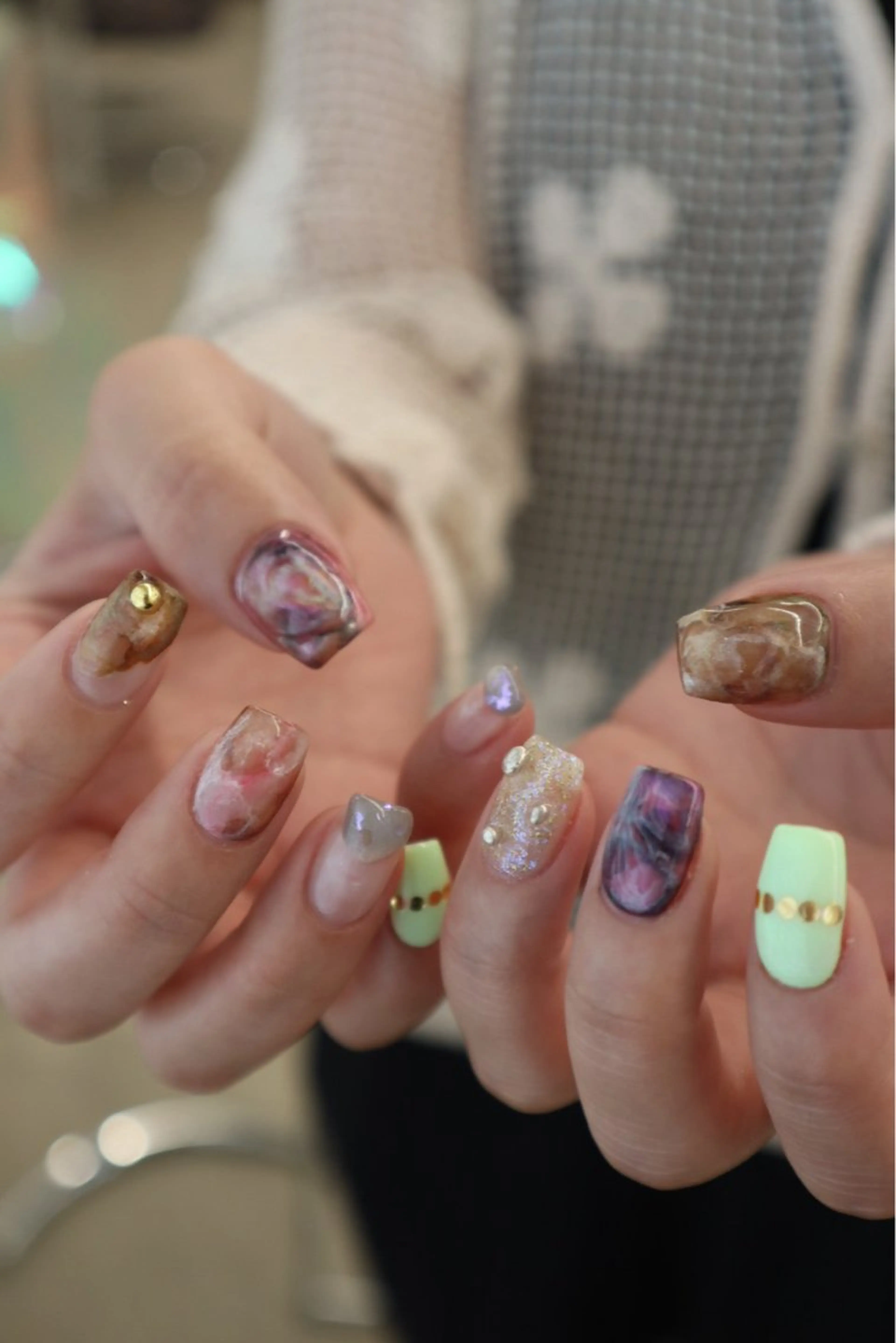 ネイル グリーン ハンドネイル sister  mohawk所属・chika ／ nailのネイルデザイン