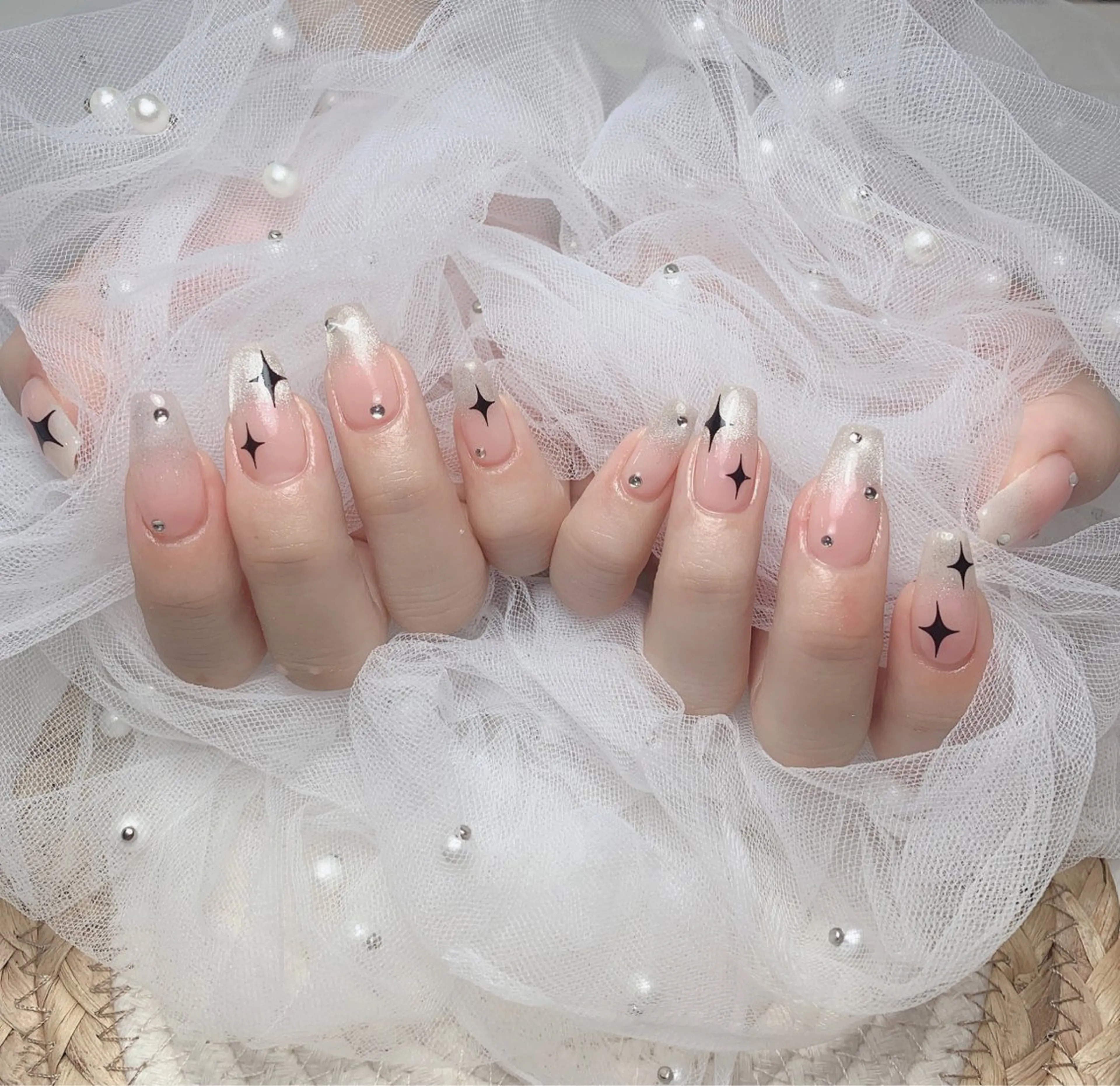 ネイル ハンドネイル uuネイルサロン所属・uu ネイルサロン関内🌼のネイルデザイン