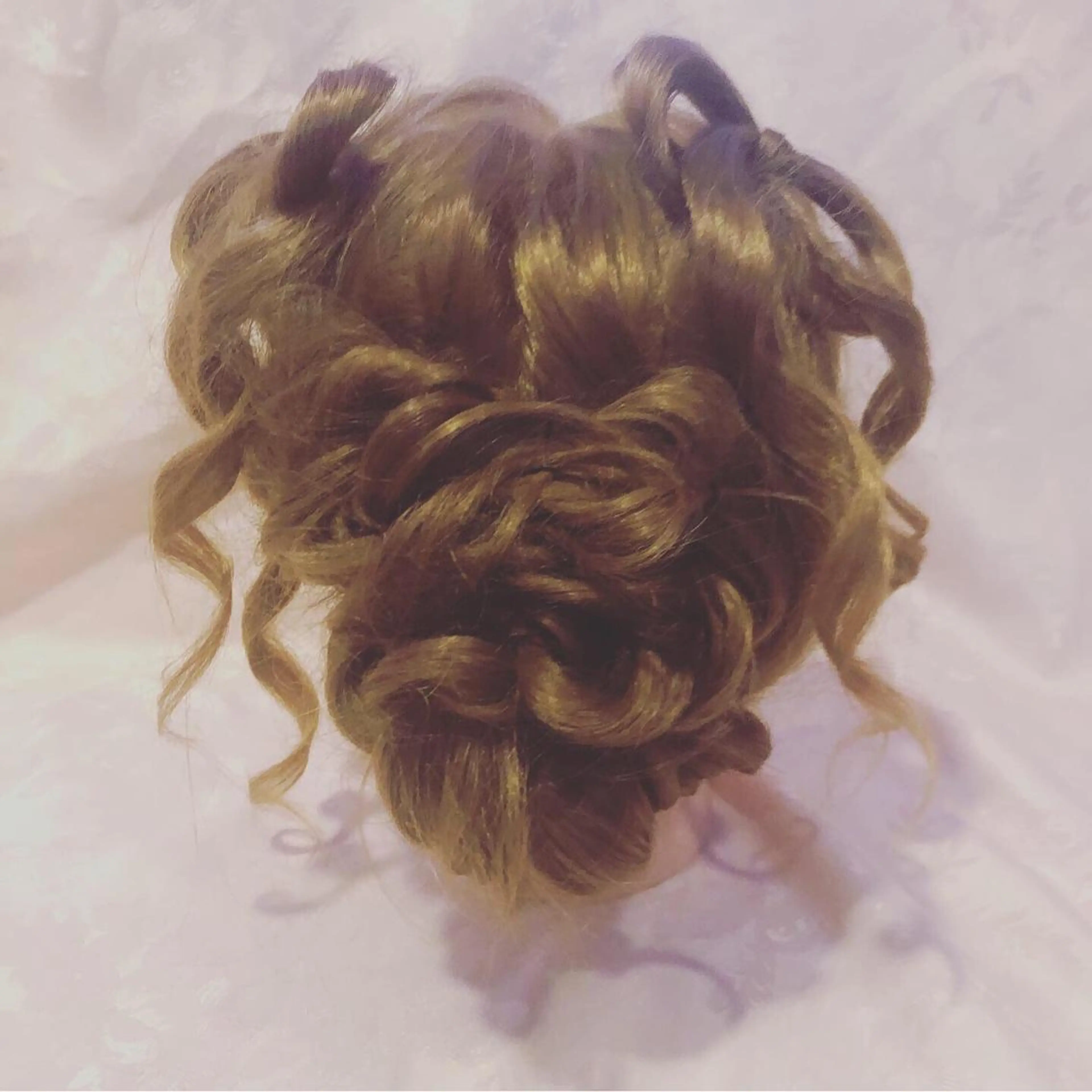 ロング カラー パーマ ヘアアレンジ メンズ キッズ ネイル マツエク・マツパ ツインテール 結婚式・ブライダル 子どものヘアアレンジ 結婚式・ブライダル デート 銀河 ティンガーラのヘアスタイル