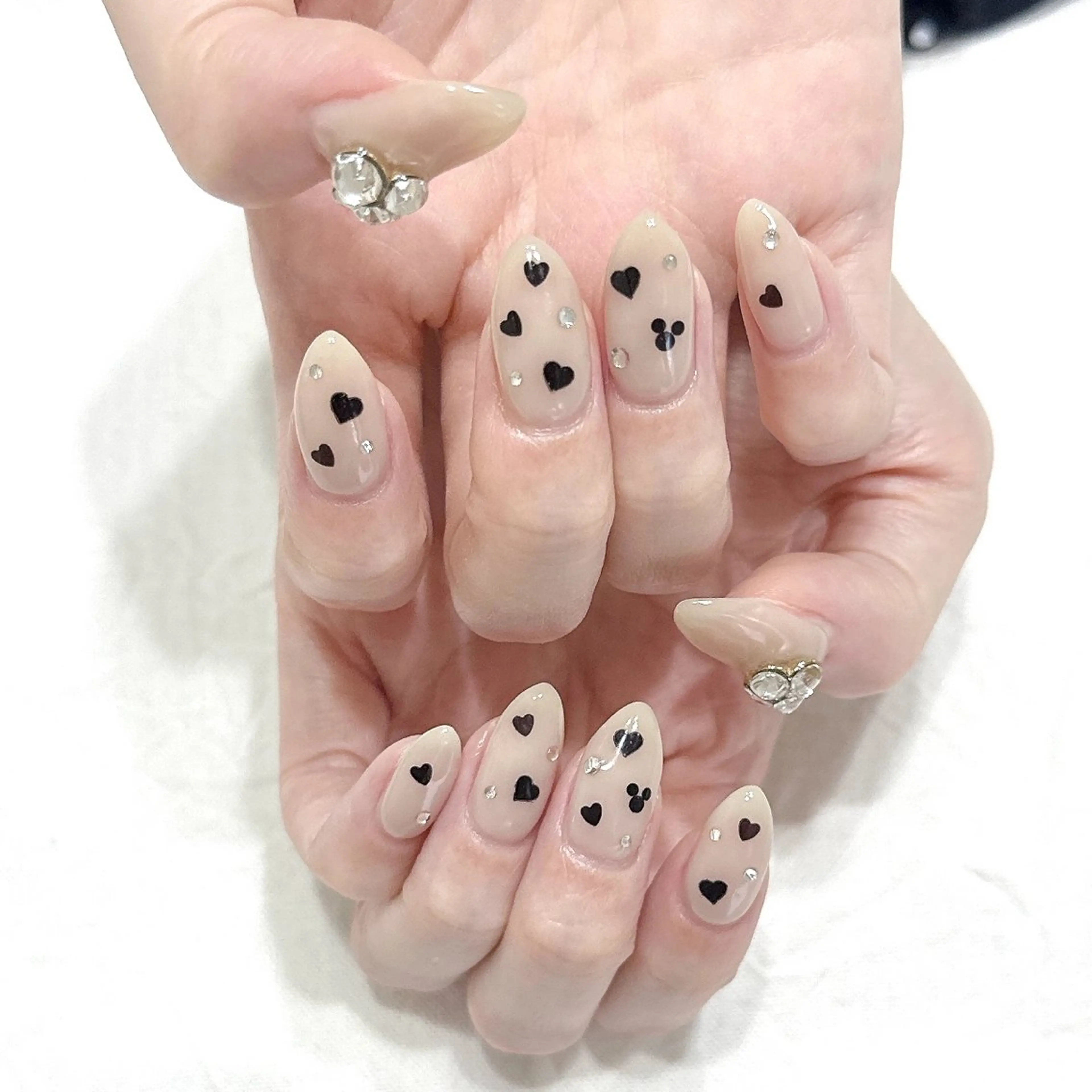 ネイル ハート ハンドネイル peaberry nailのネイルデザイン