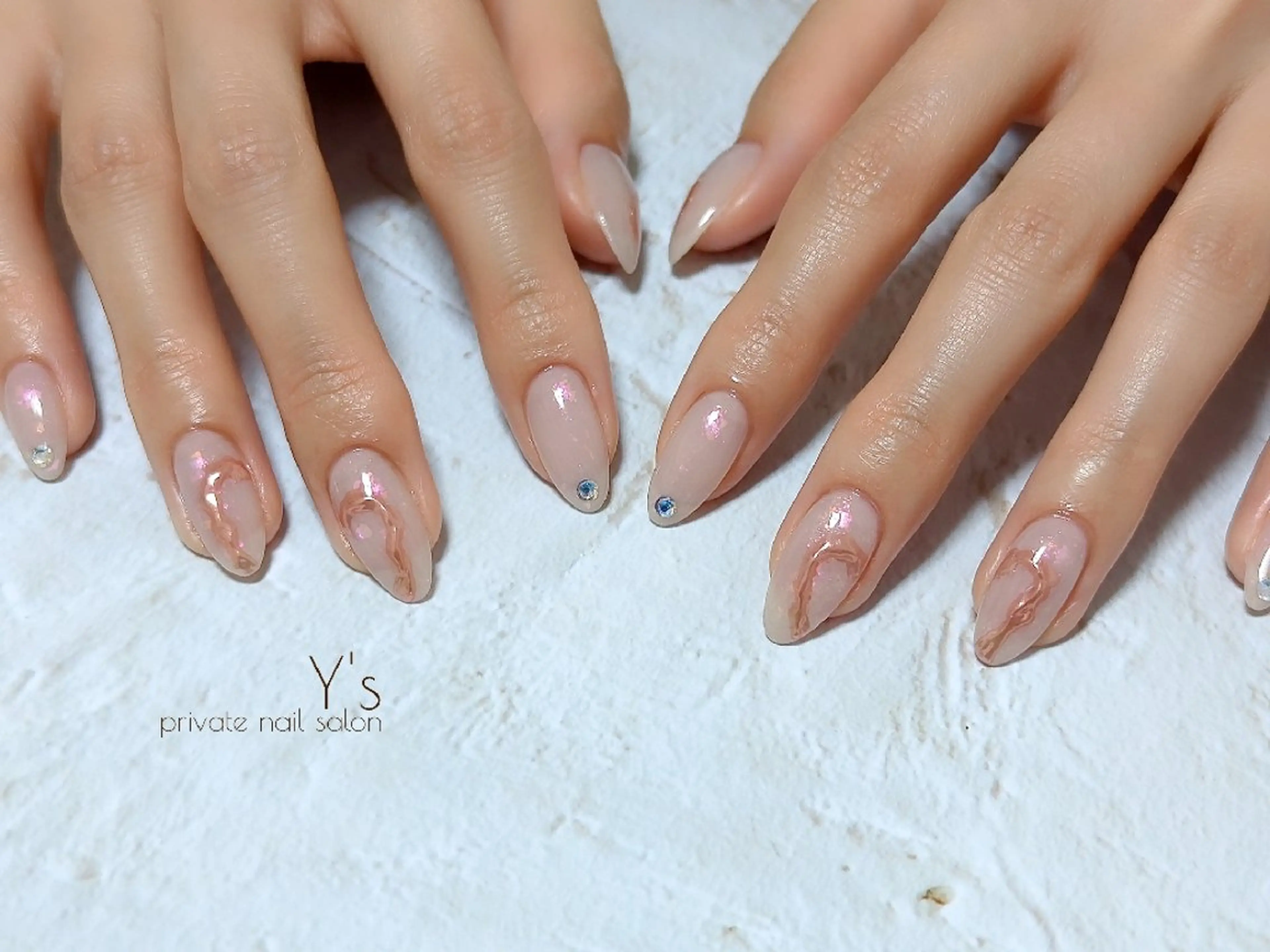 ネイル ハンドネイル YUMI NAGAI  のネイルデザイン