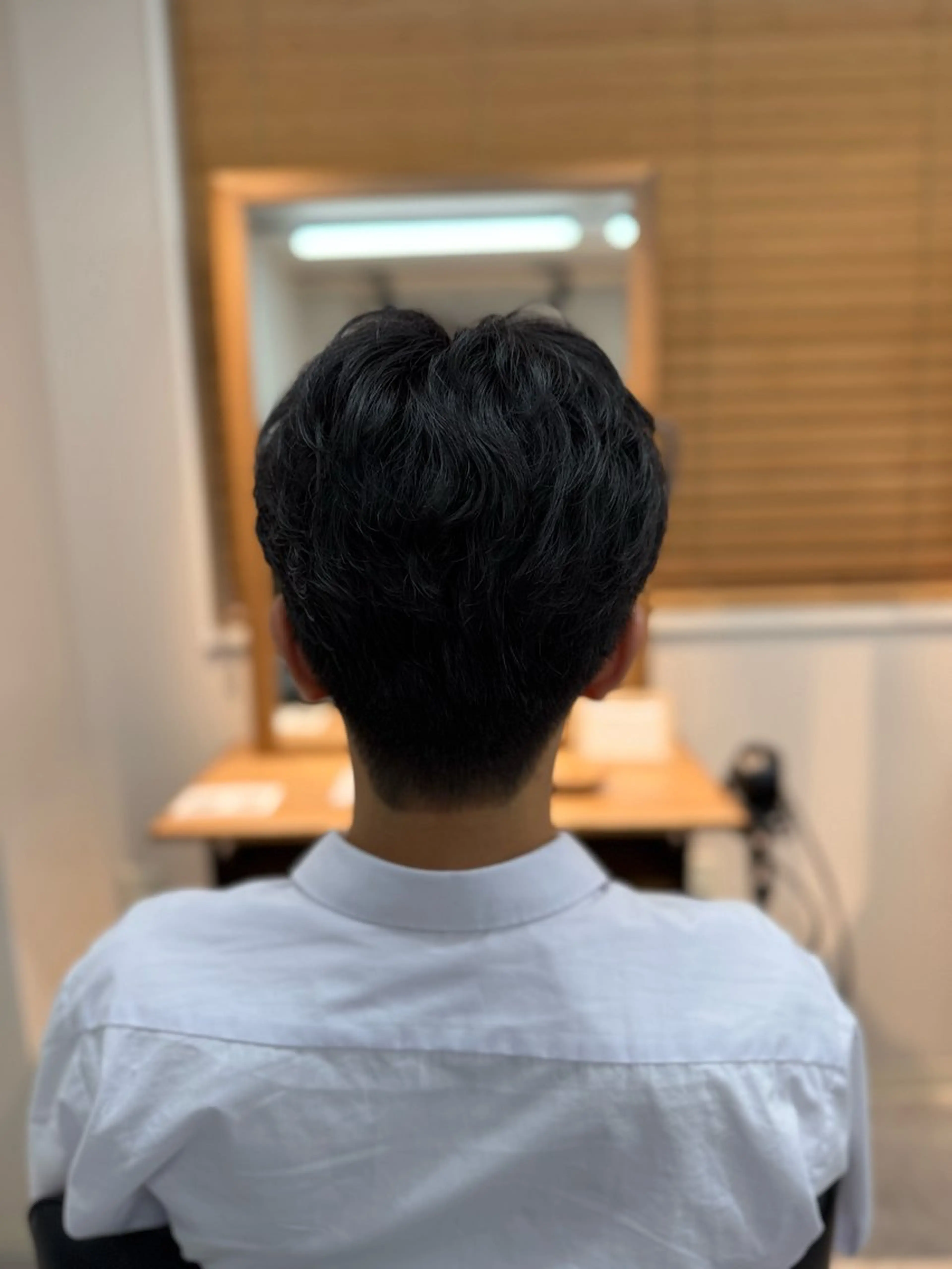 メンズ センターパート ダウンパーマ フェザーパーマ メンズ韓国風 メンズパーマ カット ダウンパーマ/メンズ パーマ/千葉駅/下田のヘアスタイル