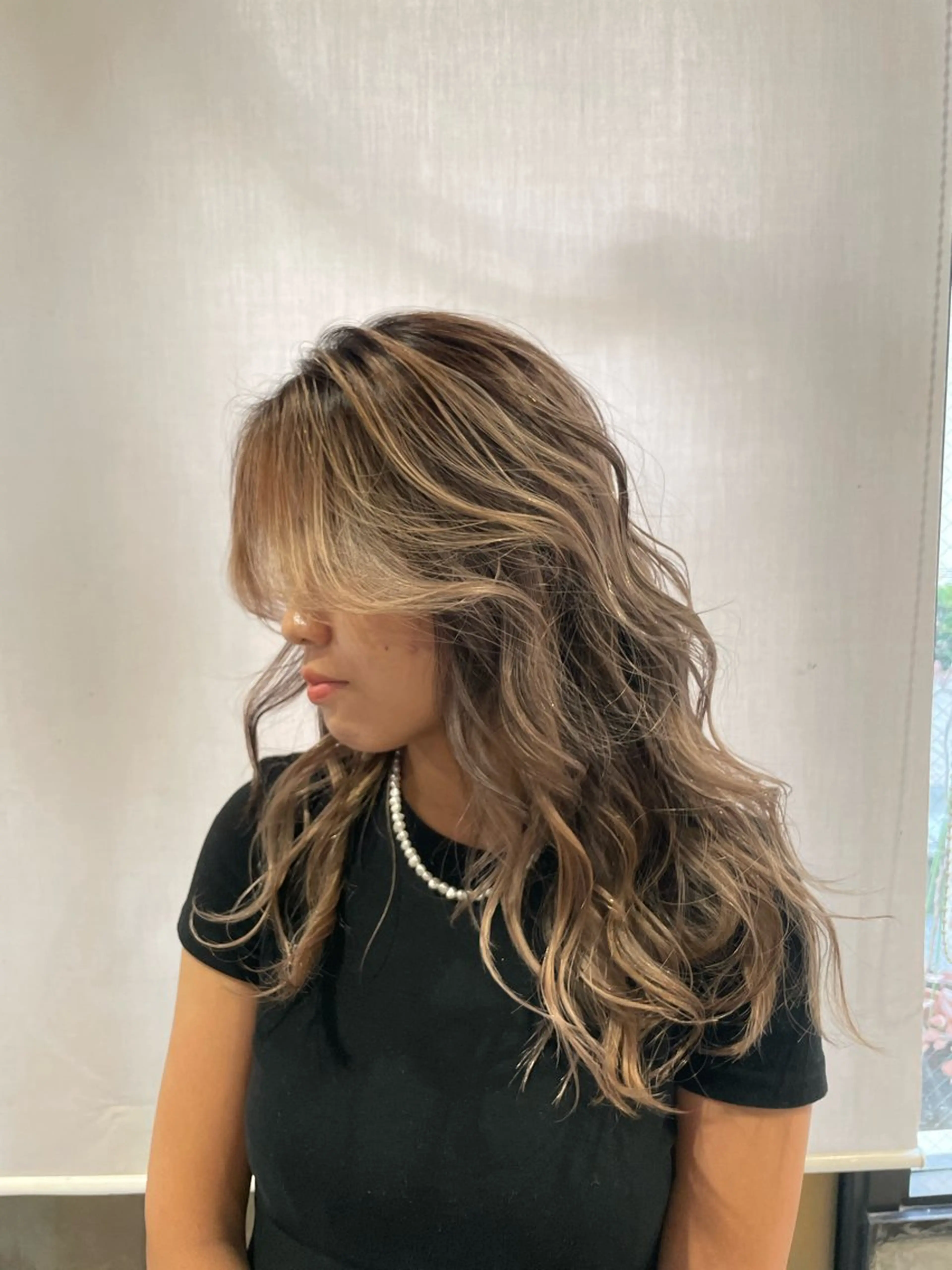 セミロング カラー ヘアアレンジ バレイヤージュ ベージュカラー ホワイトベージュ レイヤーカット ヘアカラー トリートメント ヘアセット 🌿艶髪・透明感🌿 TATSUKIのヘアスタイル
