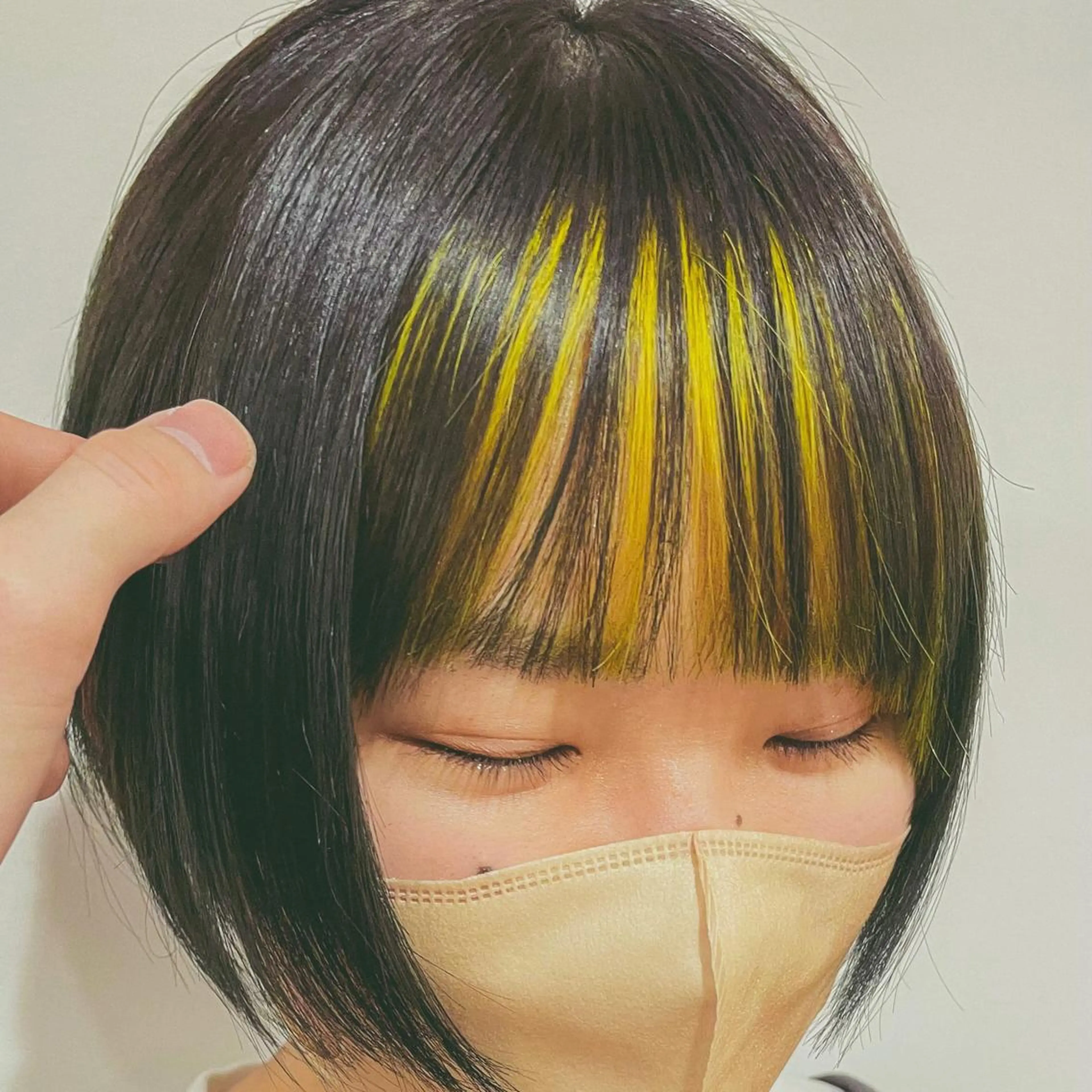 ショート カラー インナーカラー 吉田 浩太郎のヘアスタイル
