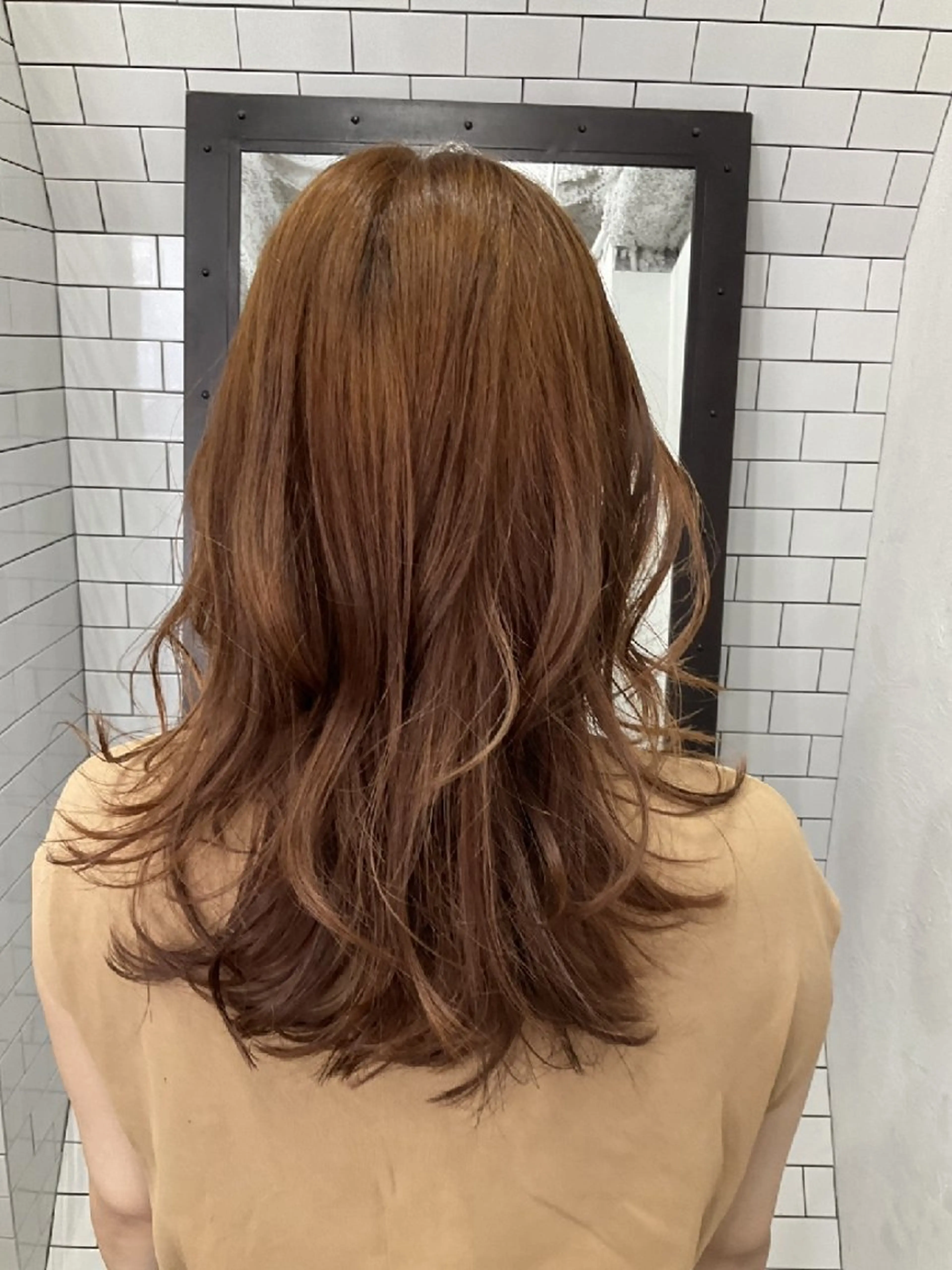 セミロング 紙屋町 legare 🌈山村 麻美のヘアスタイル