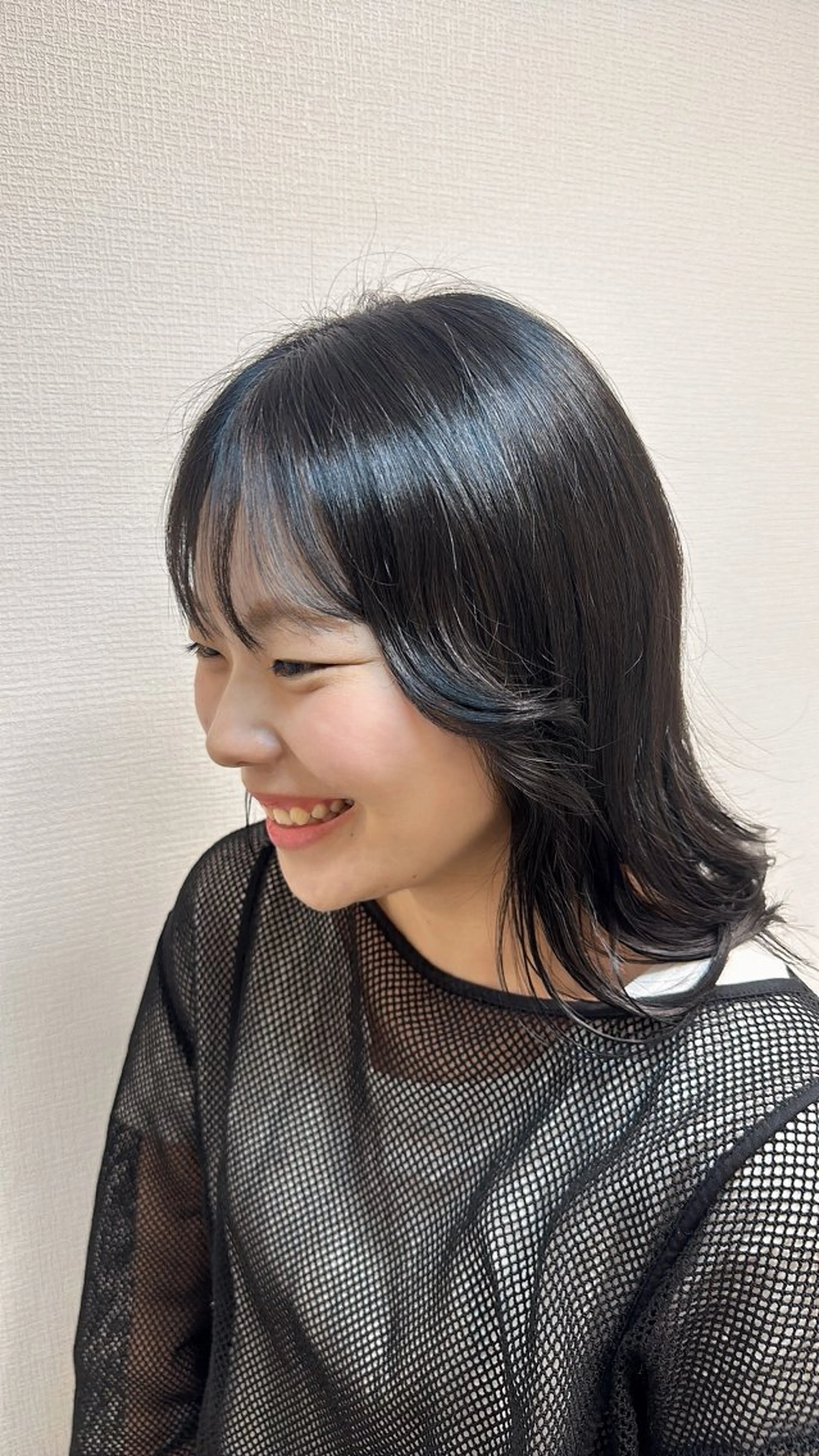 セミロング カラー 黒髪 表参道指名1位💖 カラーの達人💗のヘアスタイル