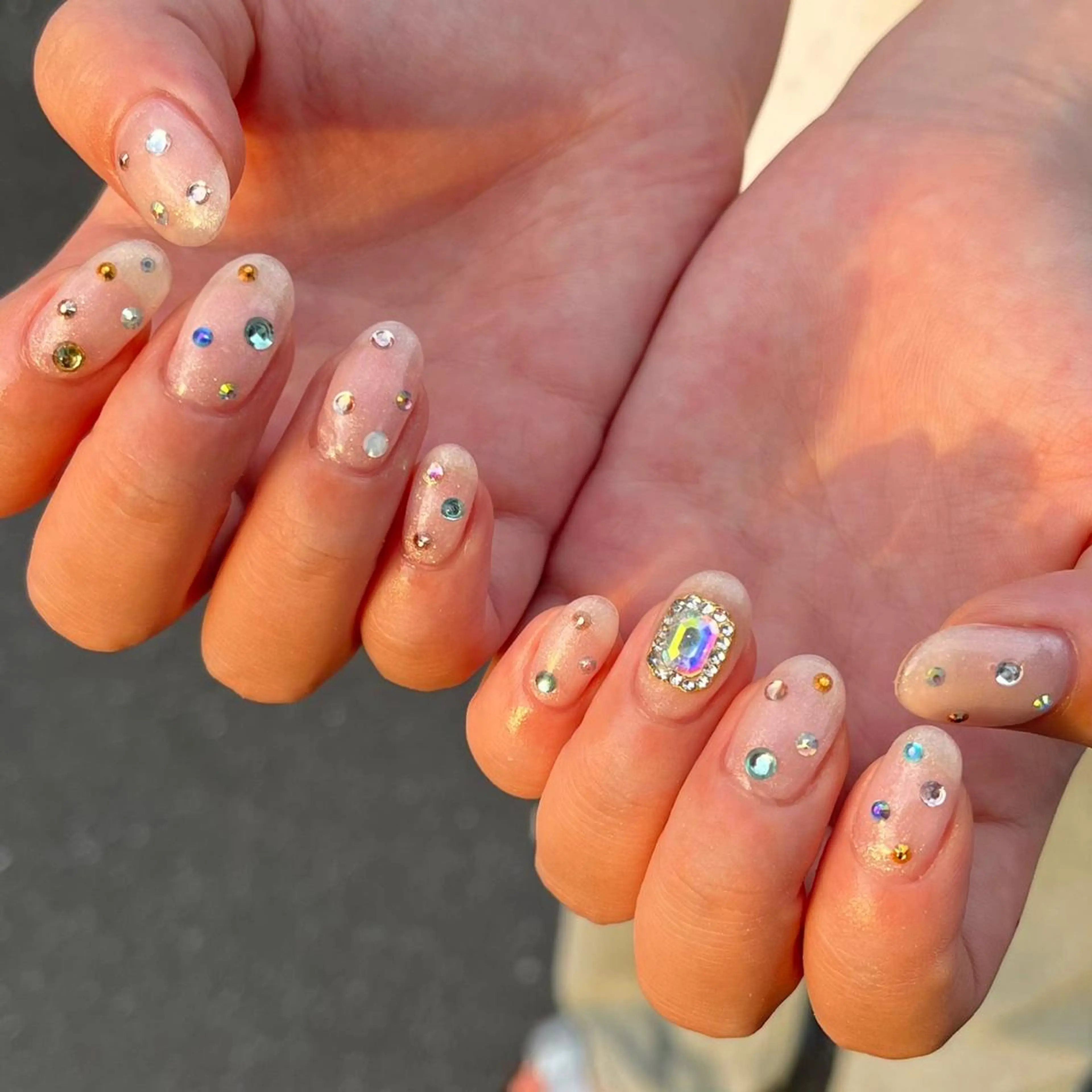 ネイル オーロラネイル クリアネイル 氷ネイル・うるうるネイル 韓国ネイル ニュアンスネイル Salon Ｋのネイルデザイン