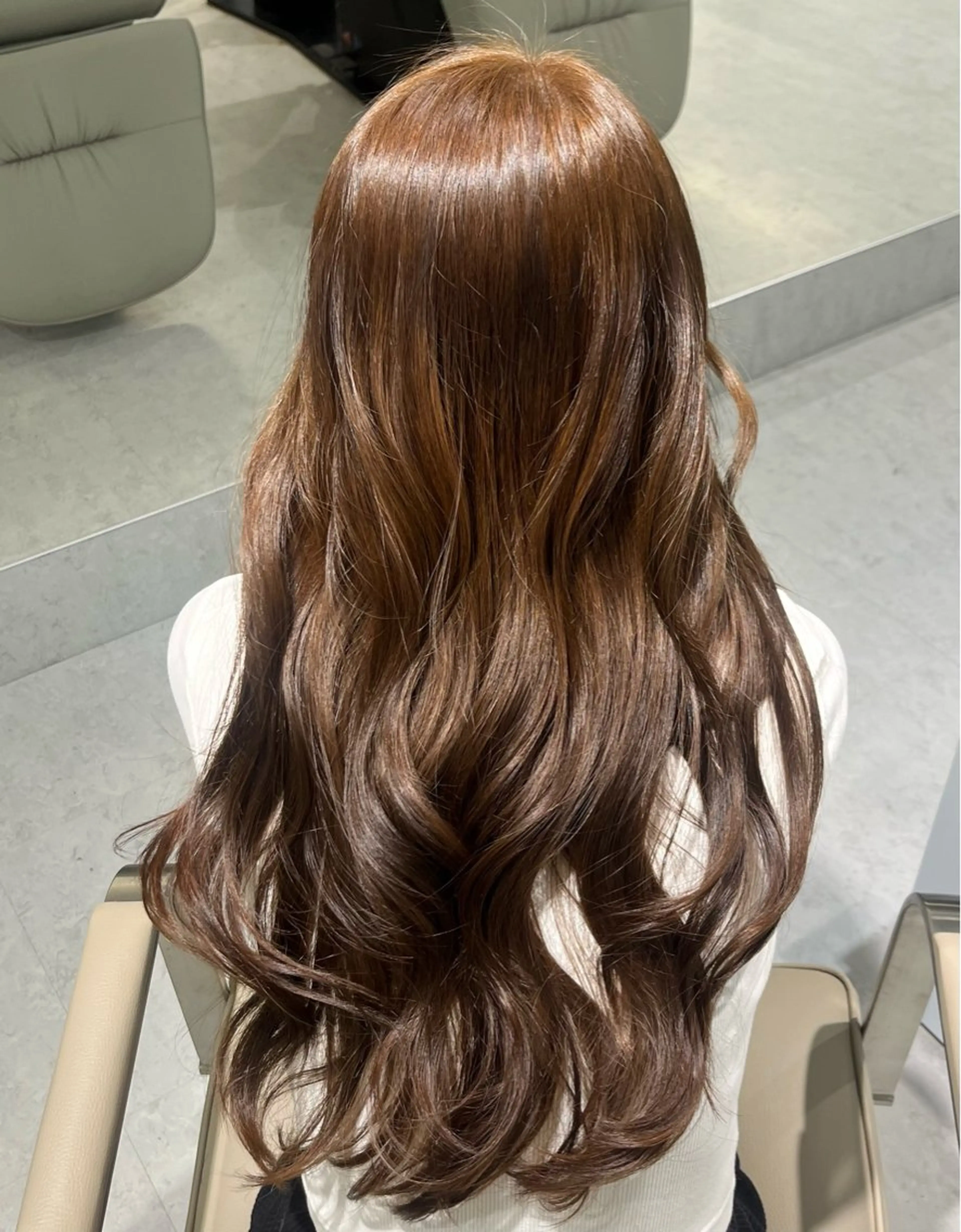 ロング カラー ベージュカラー ブリーチ ブラウンカラー ブラウンベージュ 透明感カラー Kurume／ NORA UMEDAのヘアスタイル