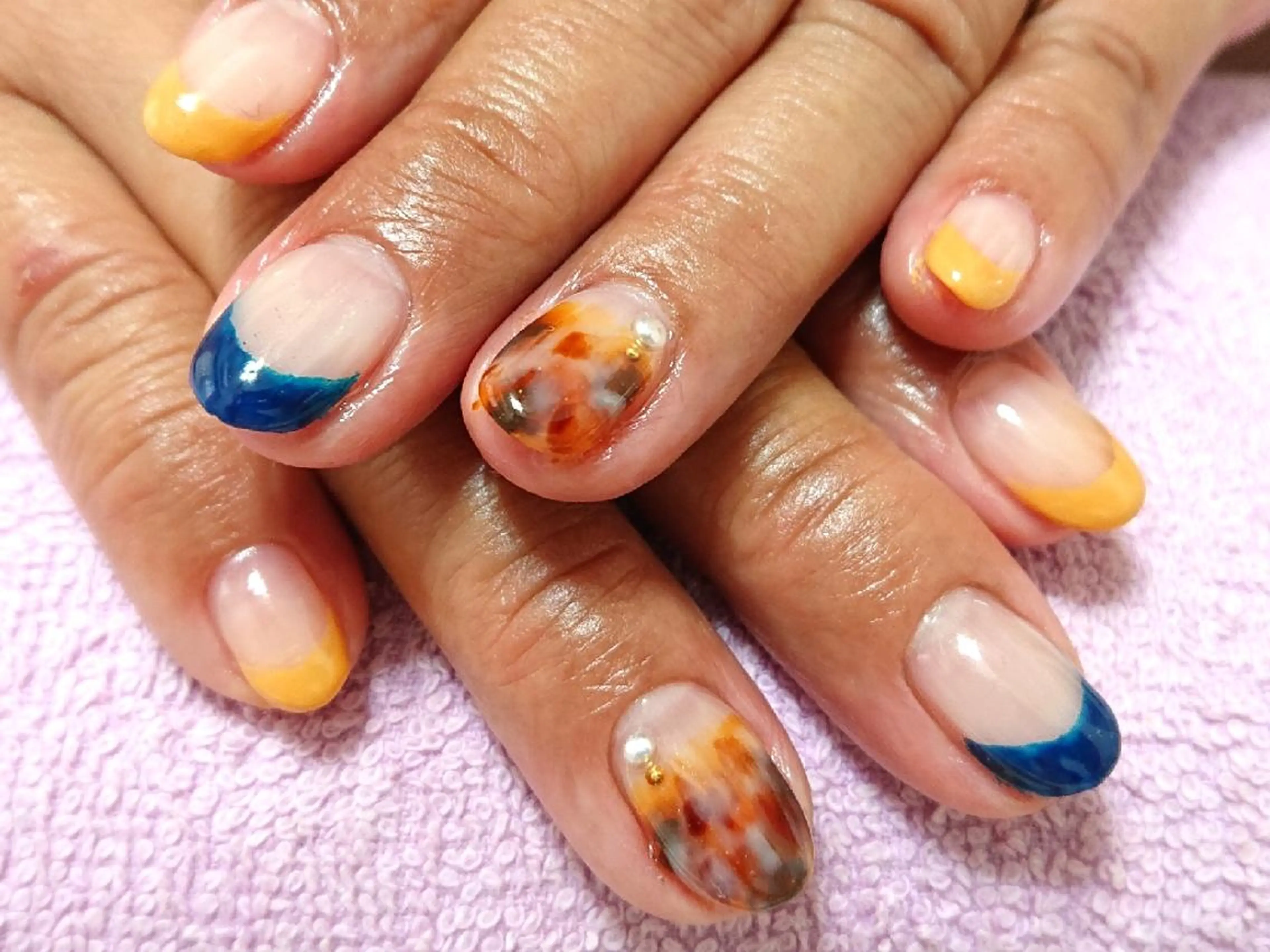 ネイル べっ甲ネイル ニュアンスネイル あんきち    のネイルデザイン