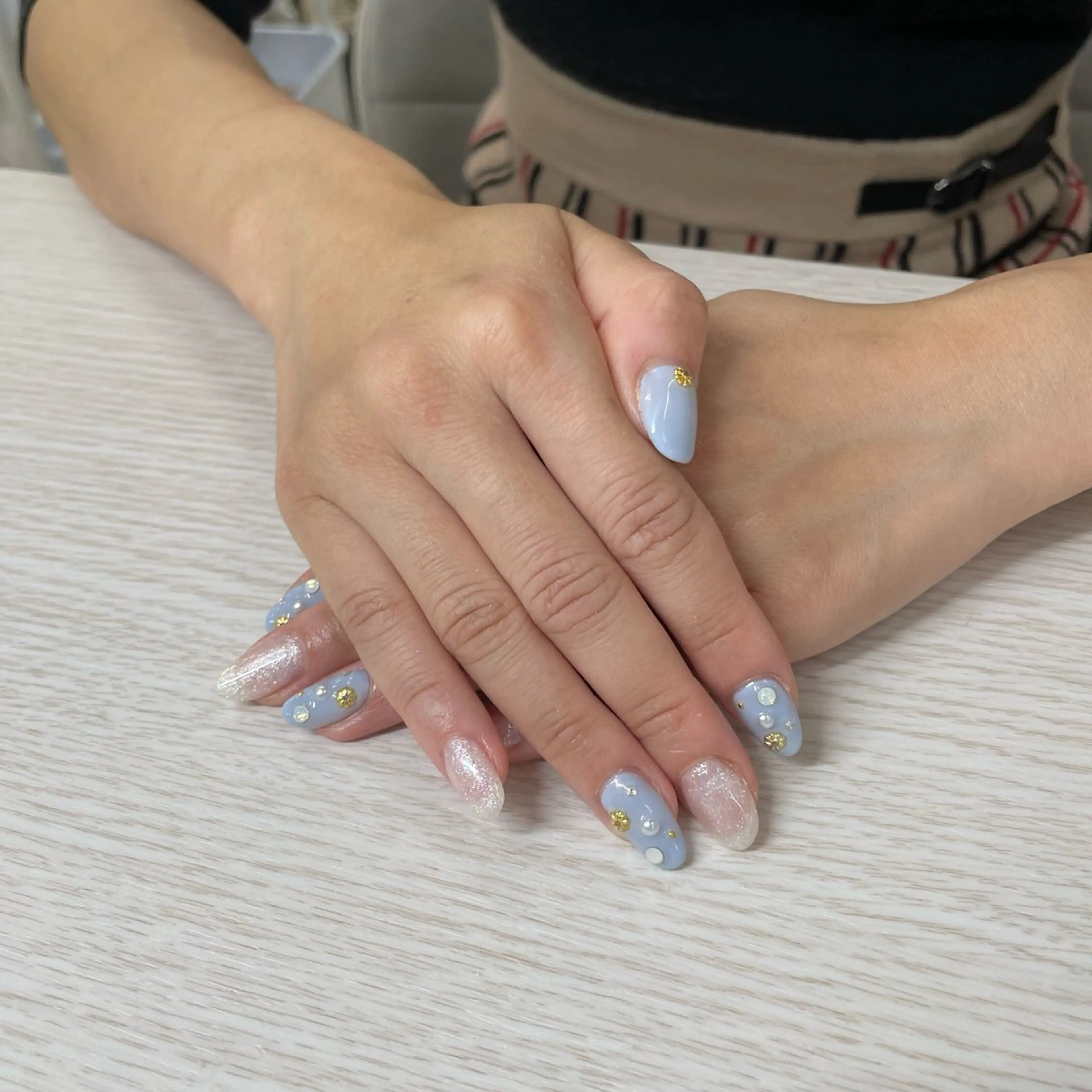 ネイル TRU NAIL&EYE立川所属・TRU ちはるのネイルデザイン