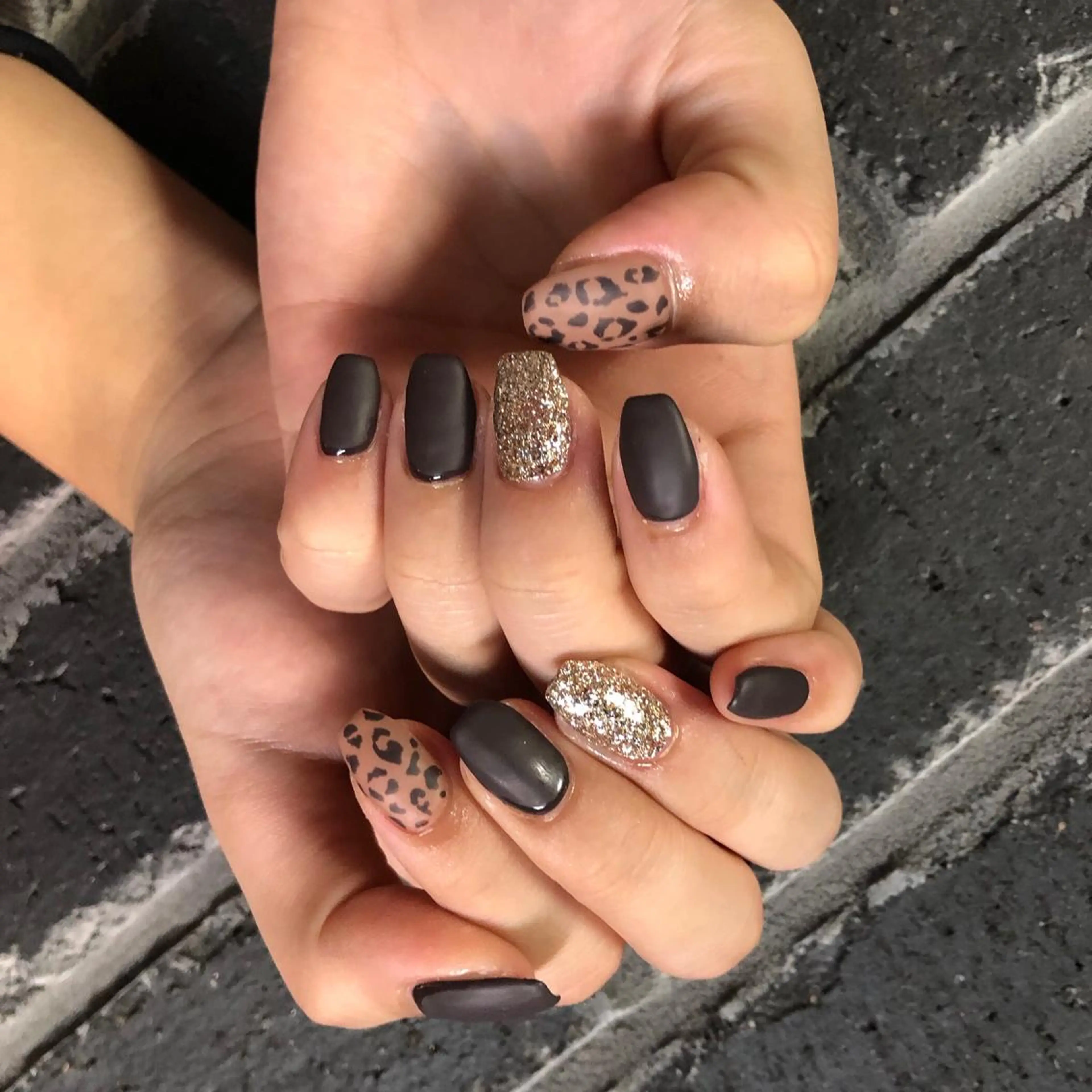 ネイル crestnail所属・小林 束紗のネイルデザイン