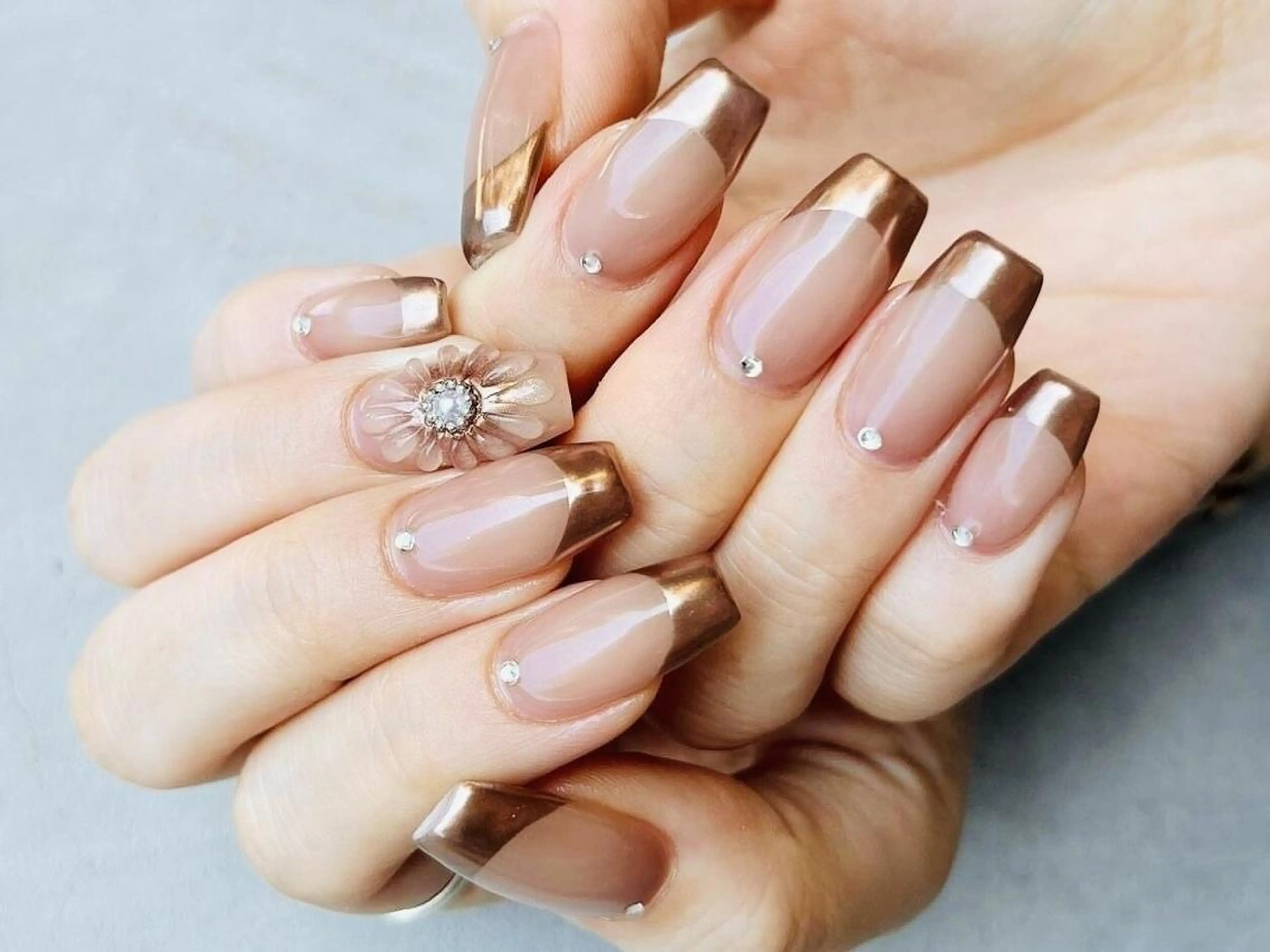 ネイル Salute本店 🦋仲原里佳のネイルデザイン