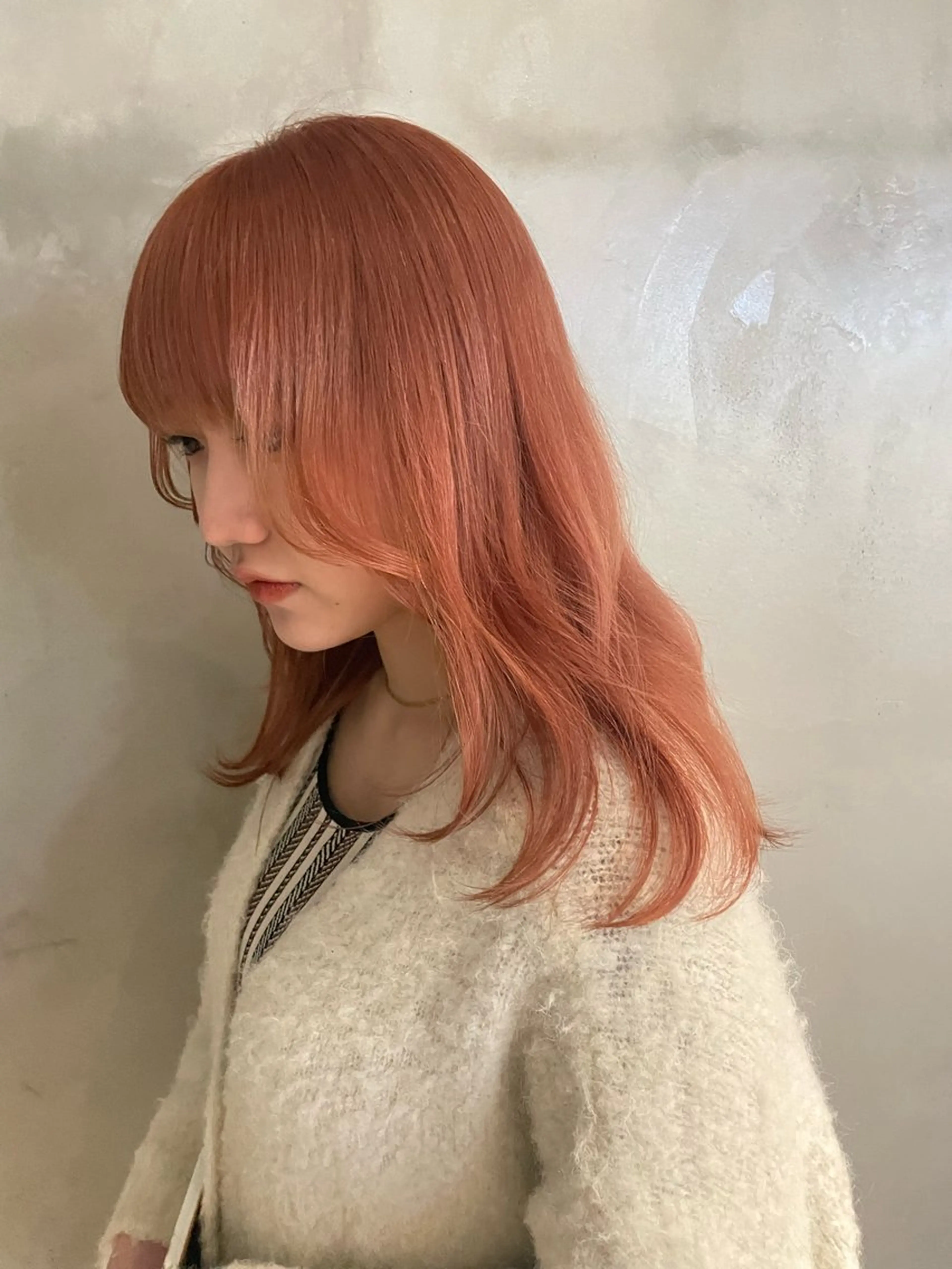 セミロング カラー オレンジ ピンクカラー ユウナ🎀レイヤー/ 暖色カラーのヘアスタイル