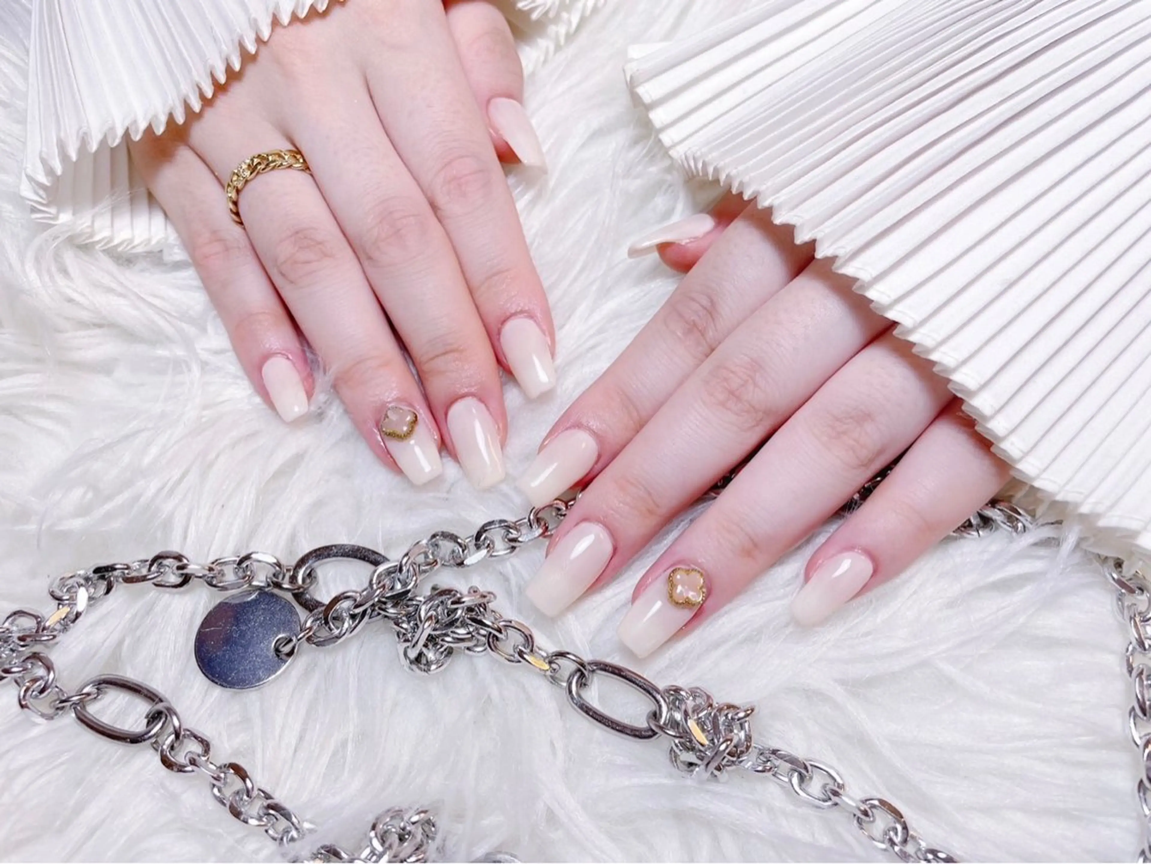 ネイル ハンドネイル ☁️Yun nail KiKi☁️のネイルデザイン