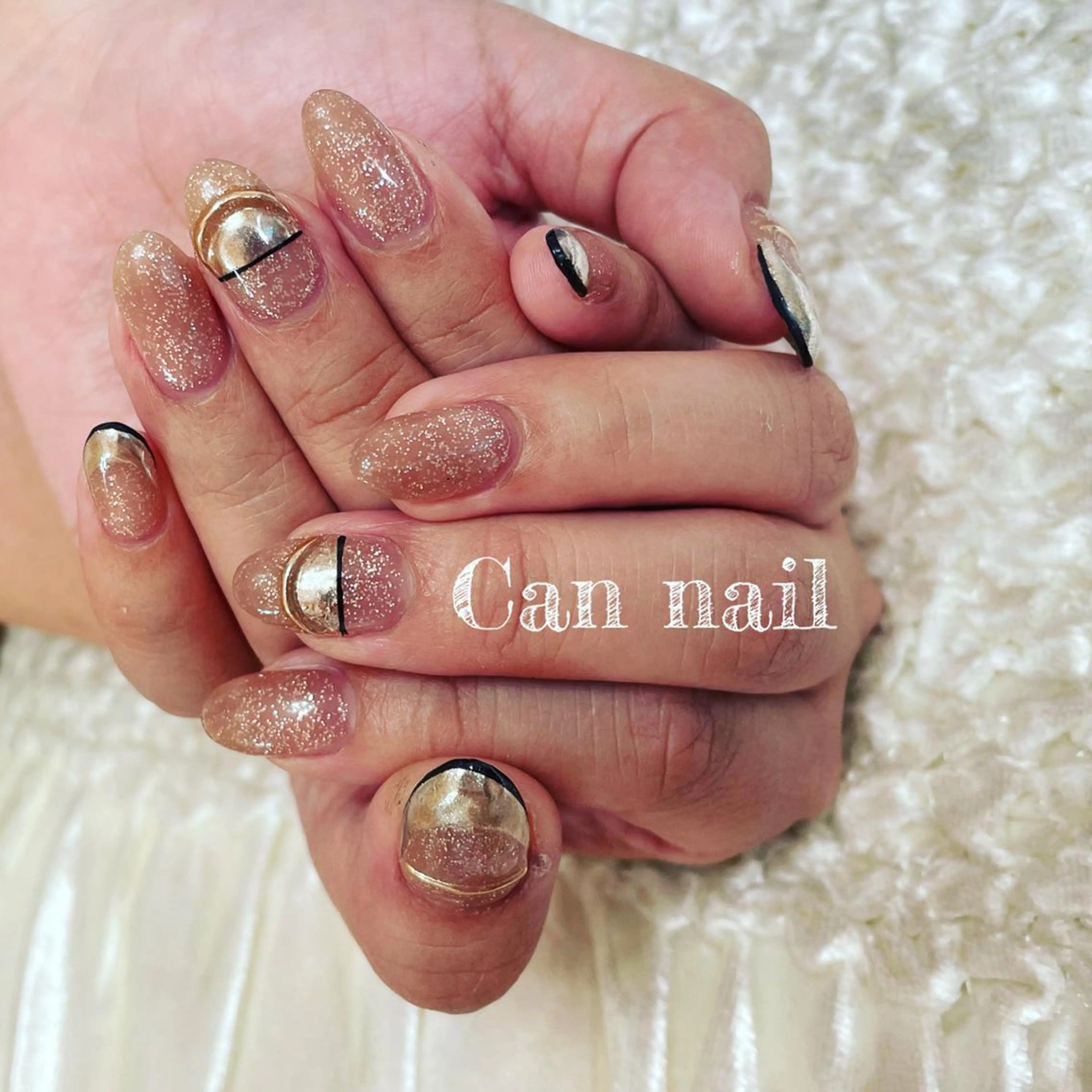 ミディアム ネイル ハンドネイル Parfum パルファンのネイルデザイン