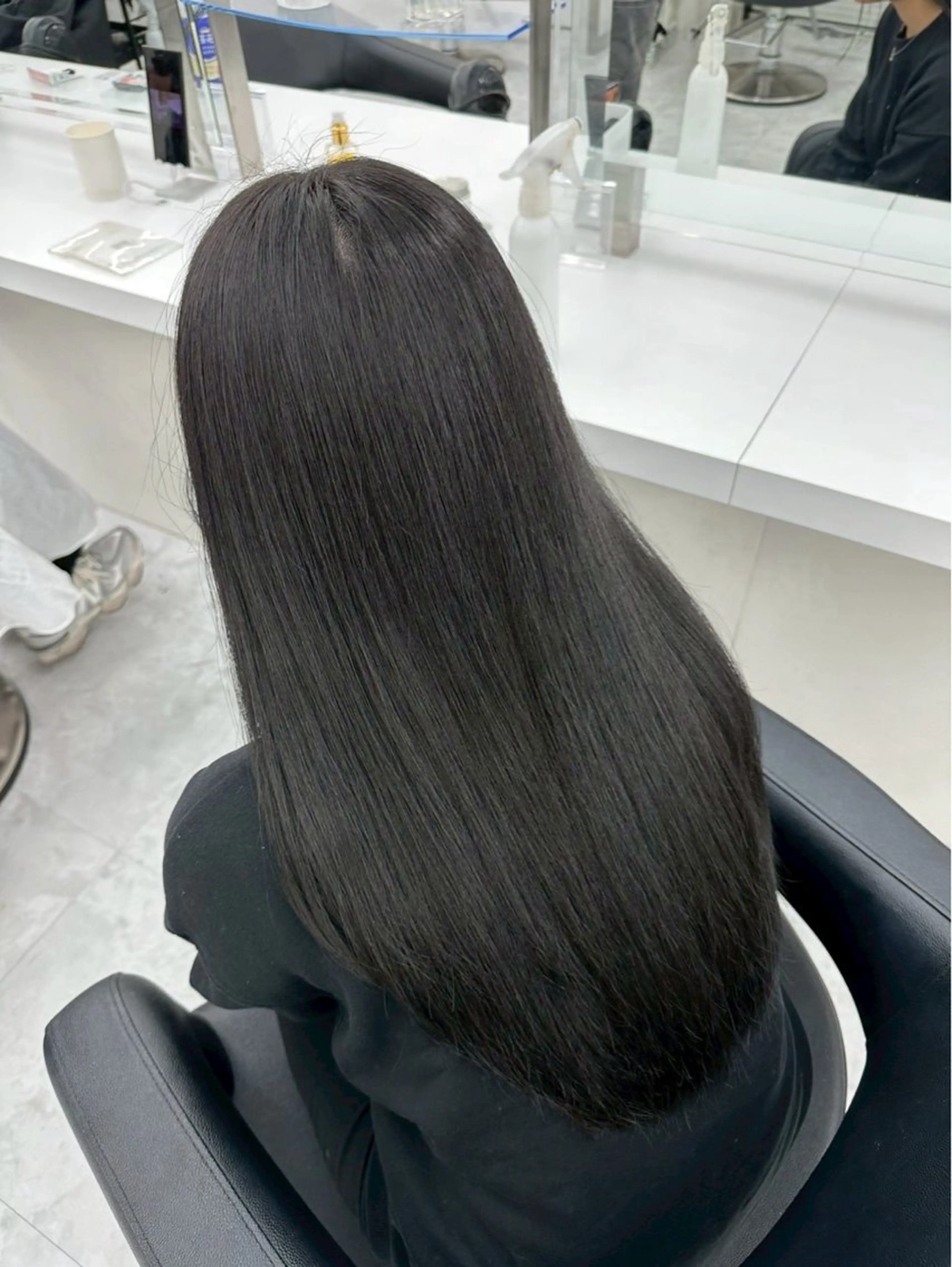 ロング カット 縮毛矯正 🤍透明感カラー🤍 MANAのヘアスタイル