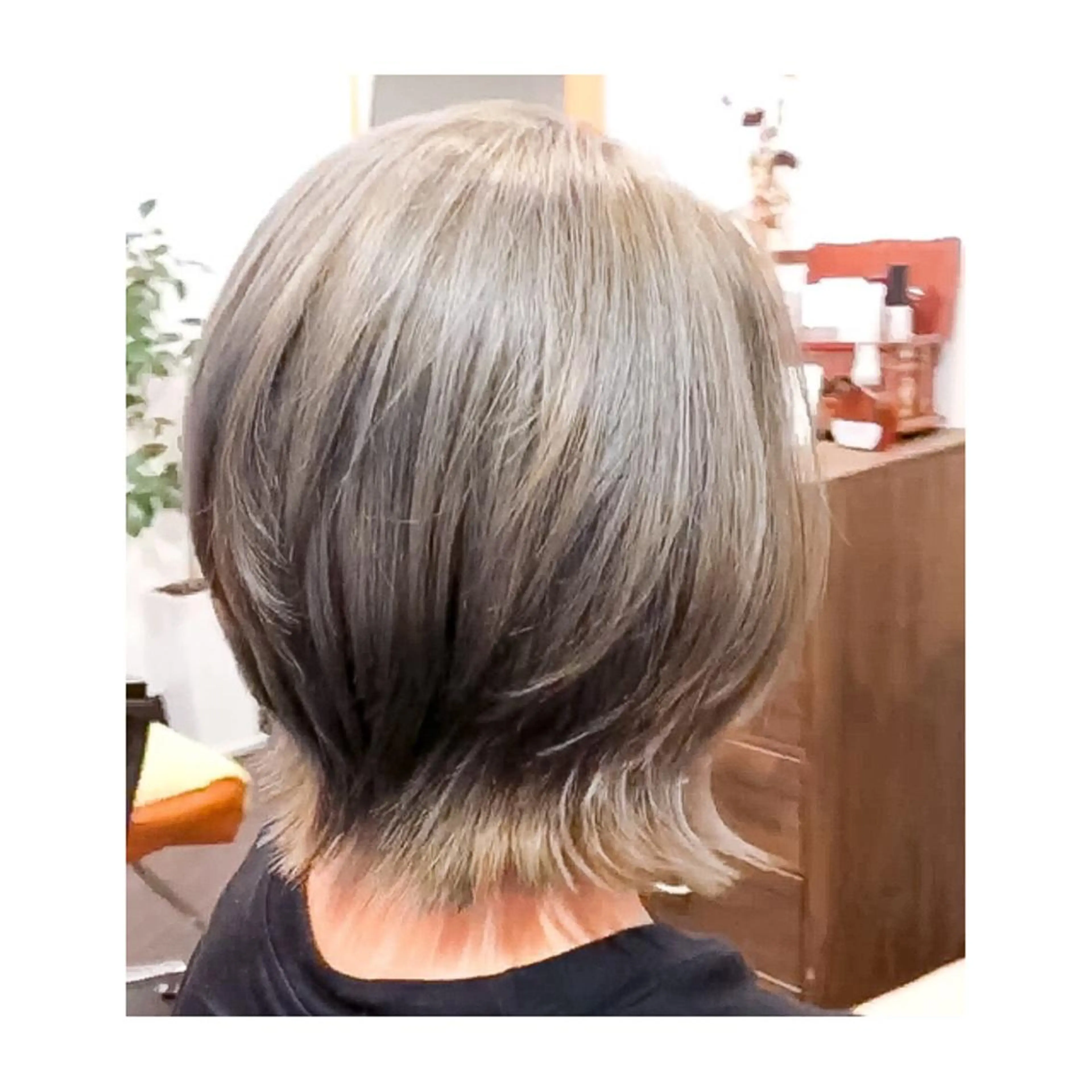 ショート カラー 外国人風カラー HAIRsalon BONDS所属・山本 佳裕のヘアスタイル