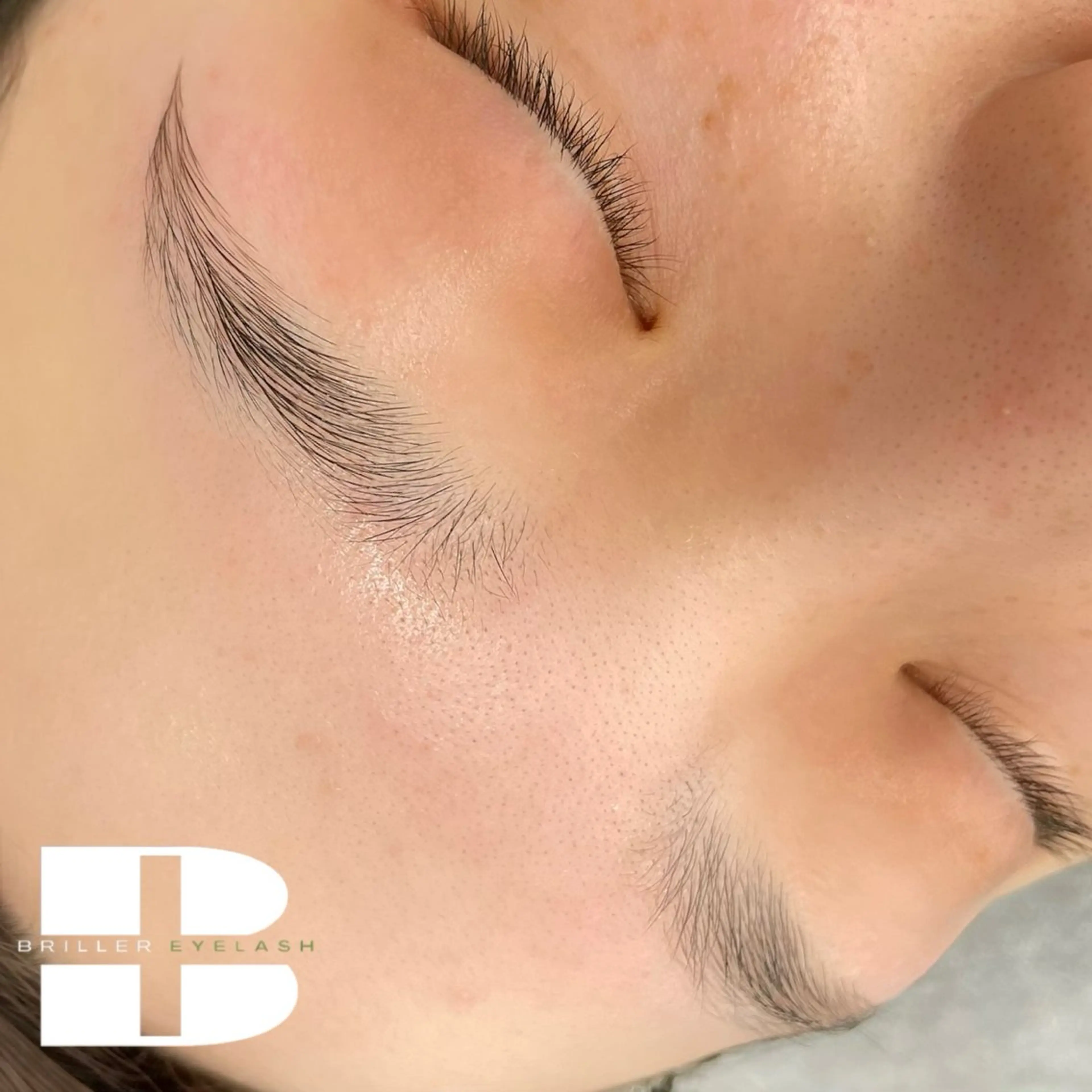 アイブロウ BRILLER EYELASH所属・BRILLER EYELASHのマツエク・マツパデザイン