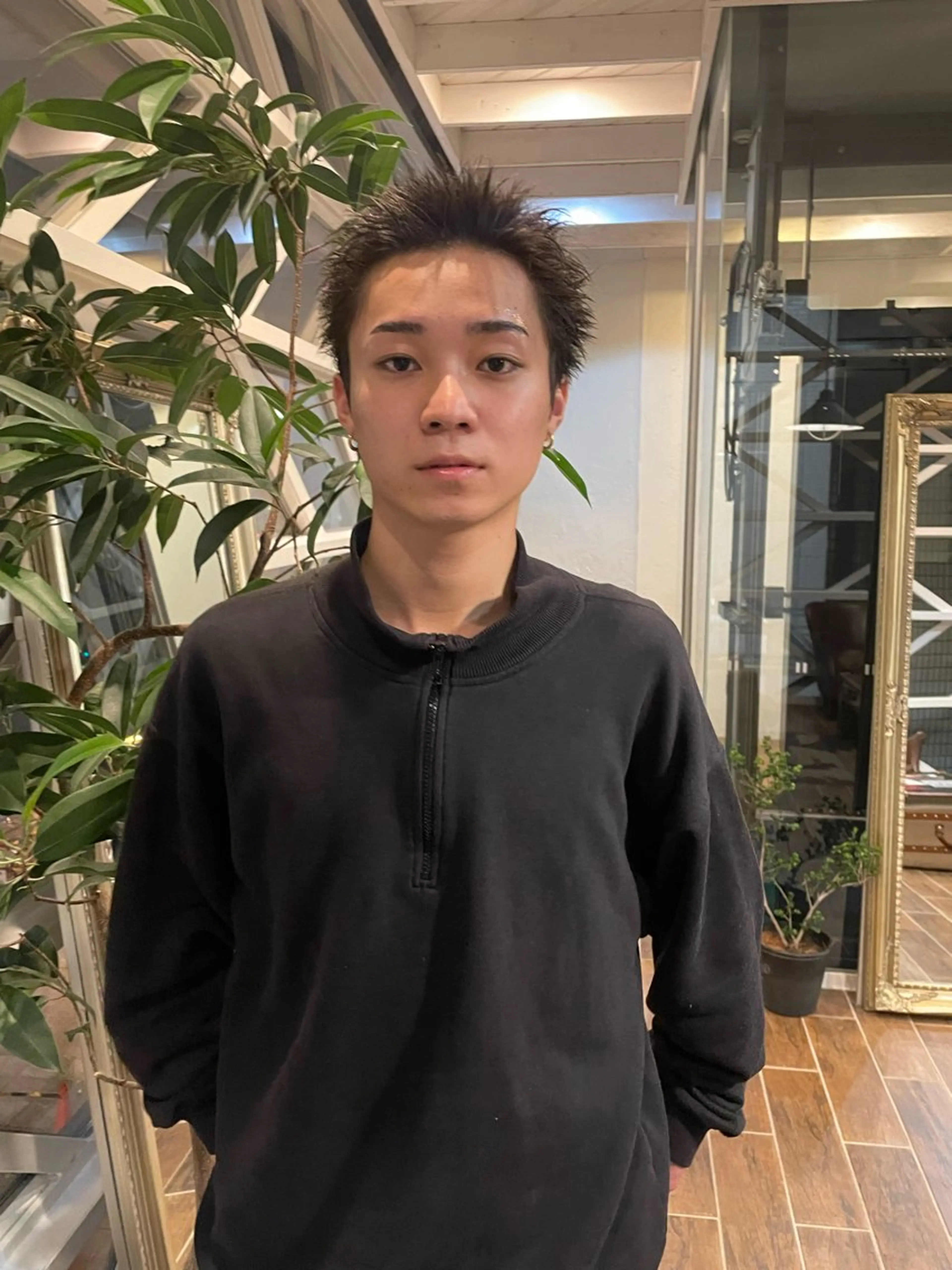 メンズ アイブロウ メンズパーマ メンズアイブロウ 眉毛ワックス脱毛 その他(アイブロウ) ハイトーン/デザイン カラー/るいのヘアスタイル