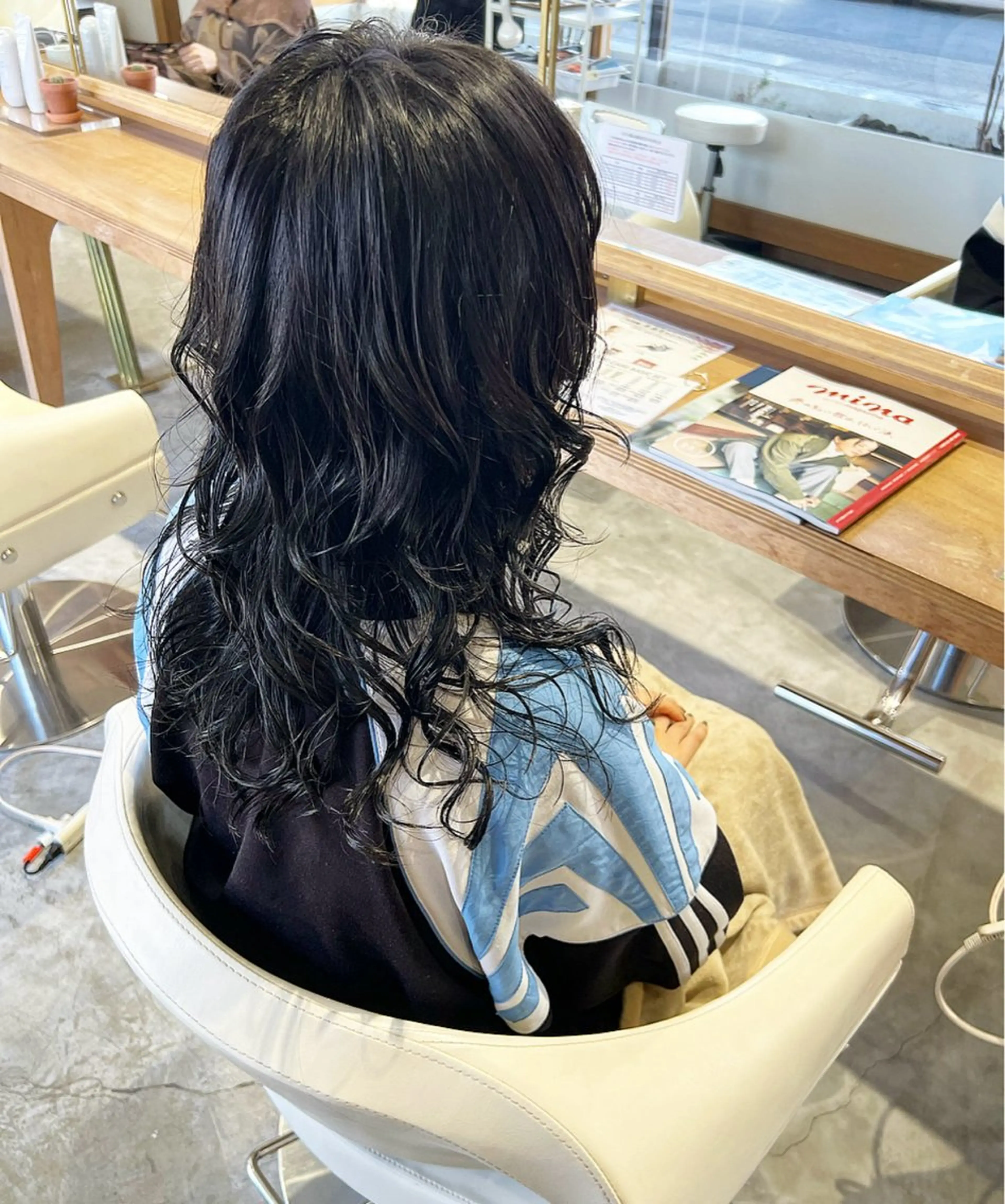ロング パーマ ロング ウルフカット カット パーマ フラム所属・WATANABE MISAKIのヘアスタイル