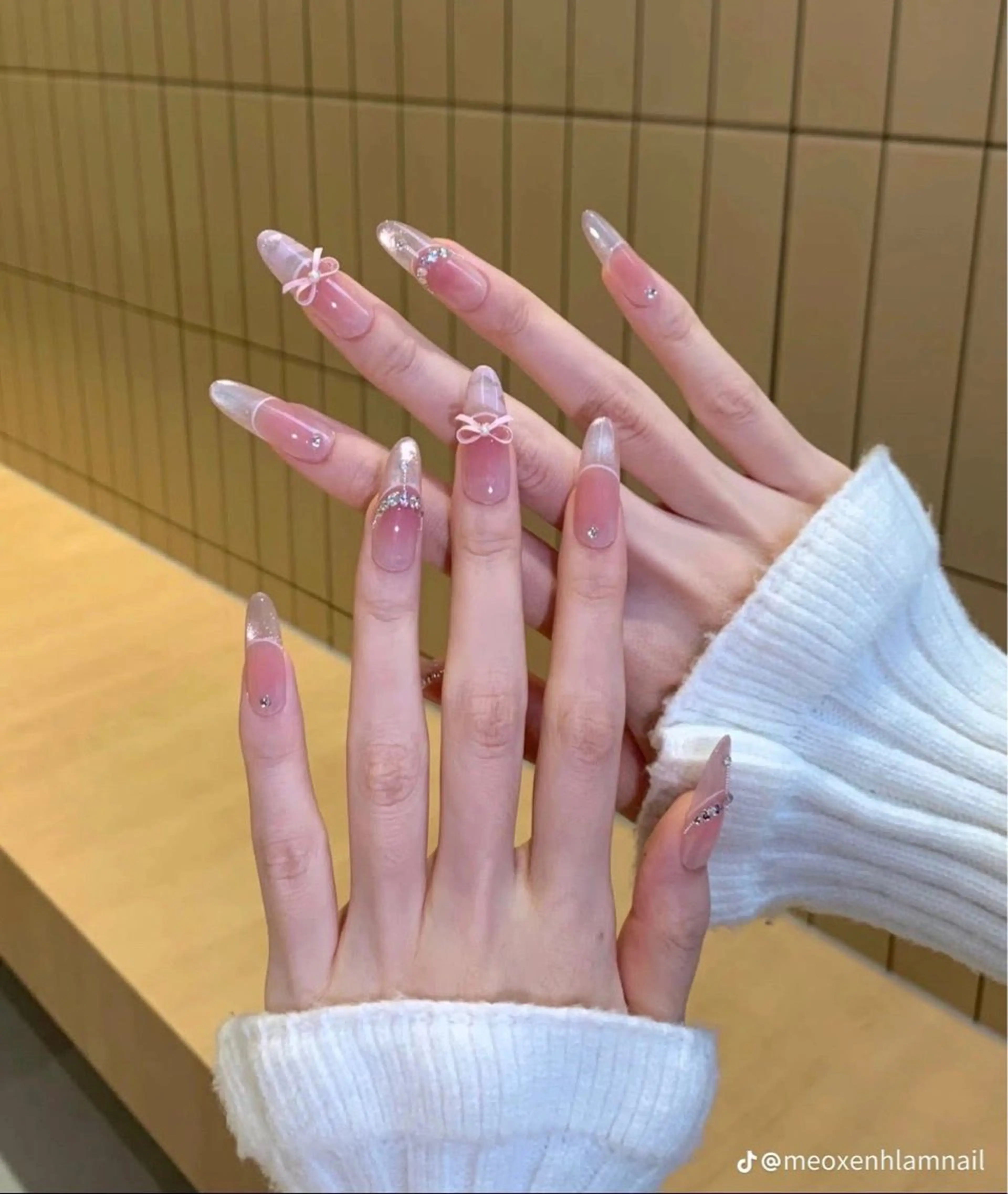 ネイル ハンドネイル Rose Ana.Chuoのネイルデザイン