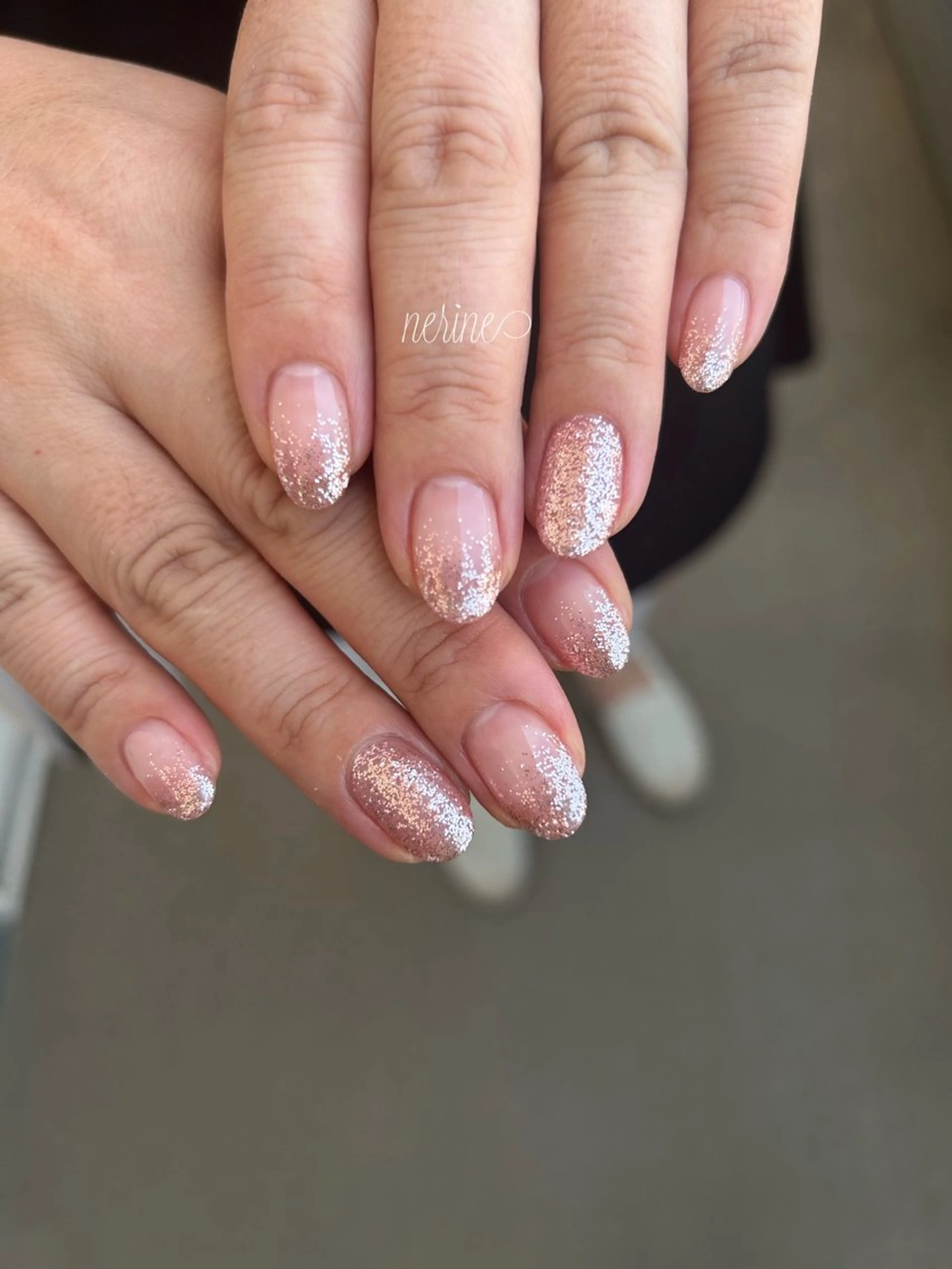 ネイル キラキラネイル ラメ(グリッター) ラメグラデーション ハンドネイル NAILST Naomiのネイルデザイン