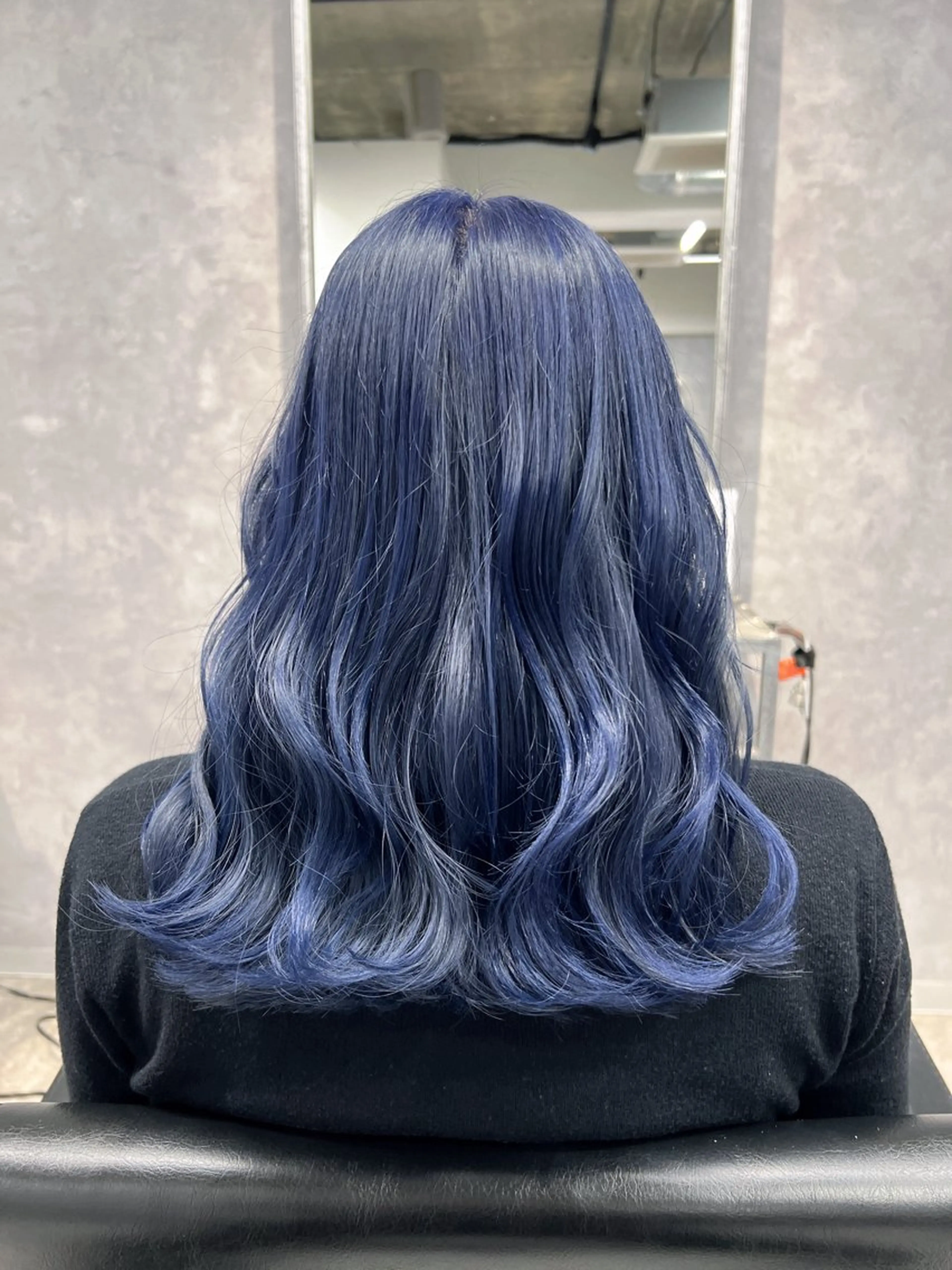 セミロング カラー ブリーチ ケアブリーチ トリートメント TOMONA👑 透明感カラーレイヤーのヘアスタイル