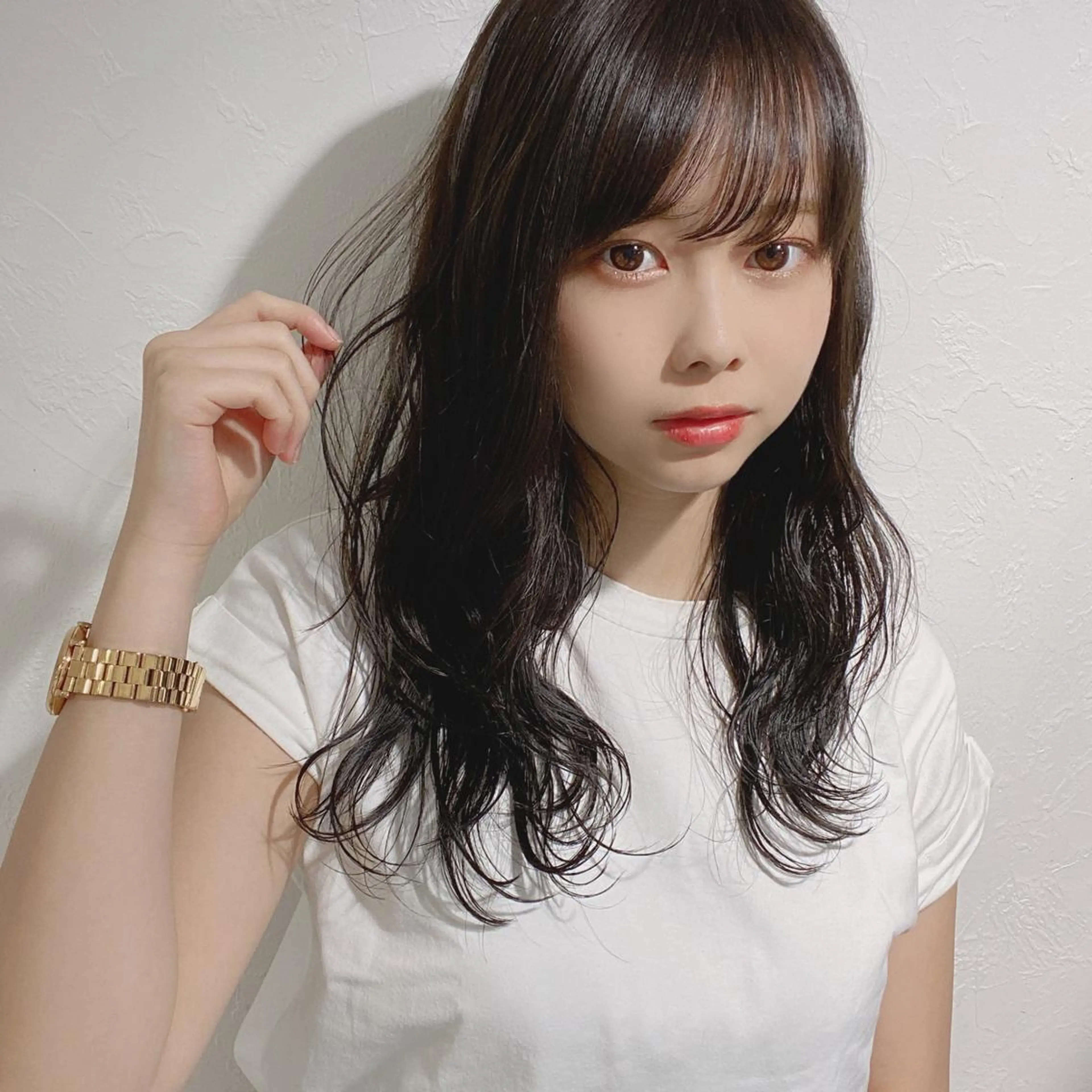 セミロング カラー ヘアアレンジ ベージュカラー ブリーチ グレージュ ハイライトカラー ミルクティーベージュ 外苑前NO.1艶髪 透明感カラーのヘアスタイル