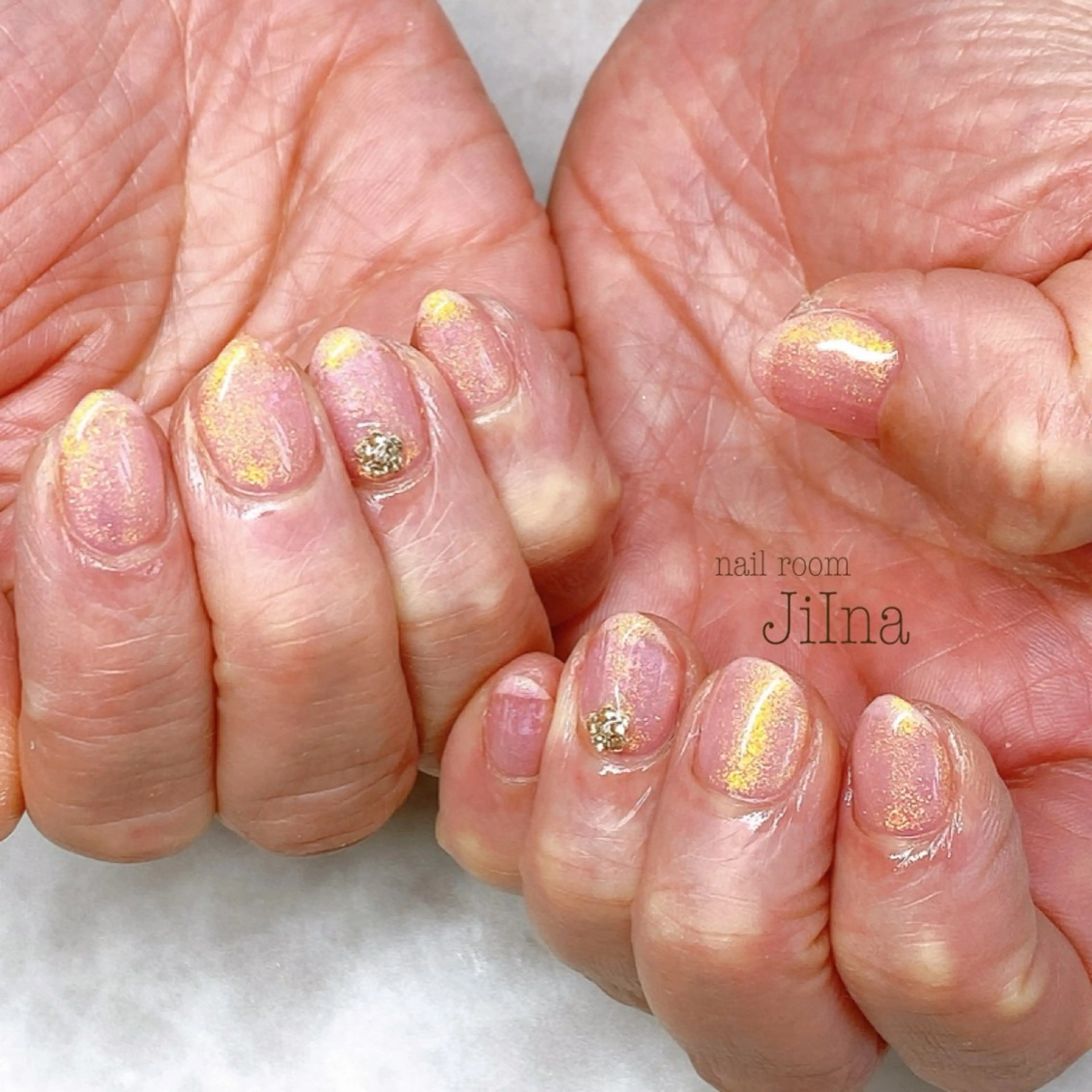 ネイル ワンカラーネイル nail room JiInaのネイルデザイン