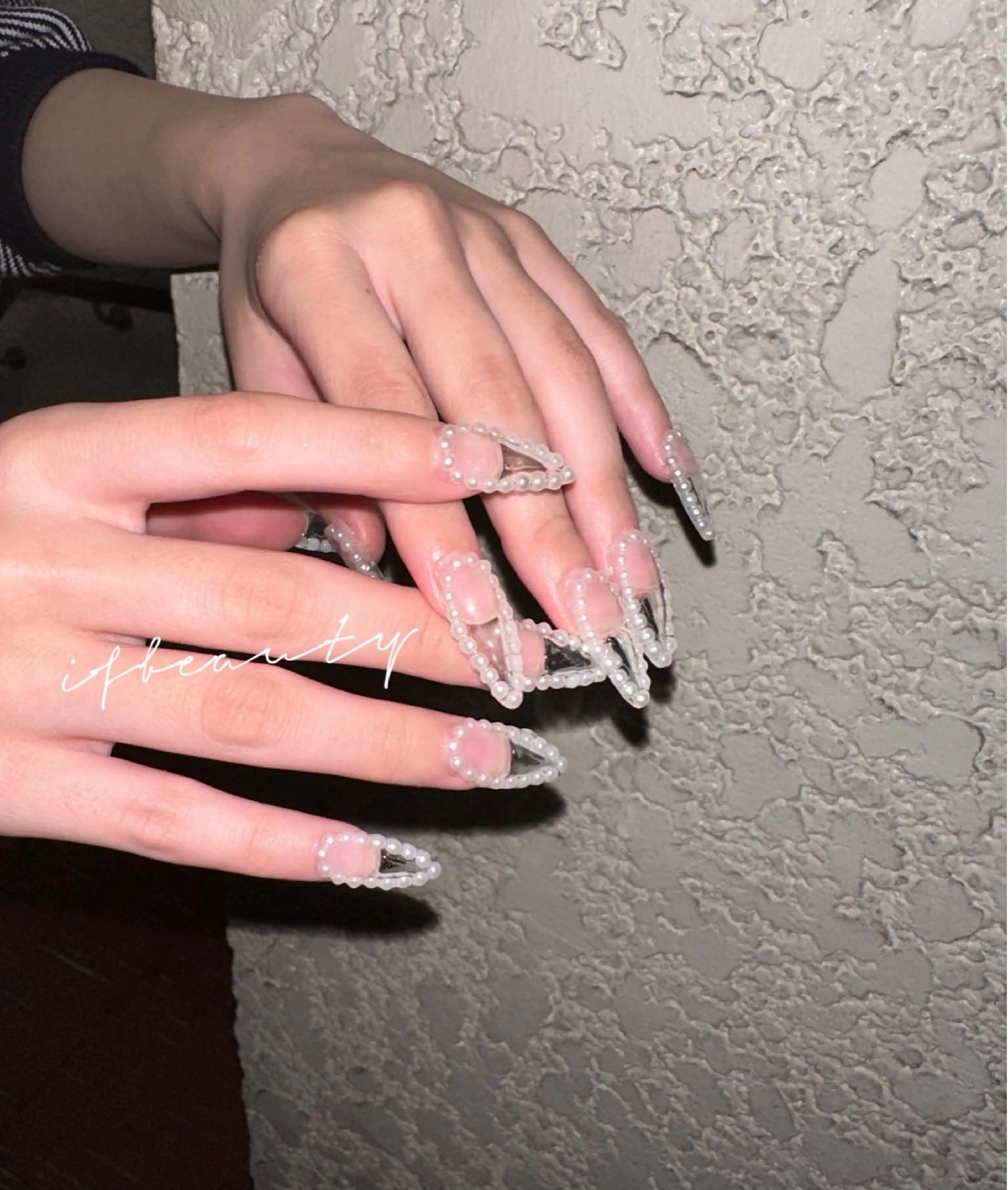 ネイル アートネイル ジェルネイル グラデーション パラジェル ワンホンネイル if Hair＆Nail Salon所属・IKA /海外ネイル /個性派/ワンホンのネイルデザイン