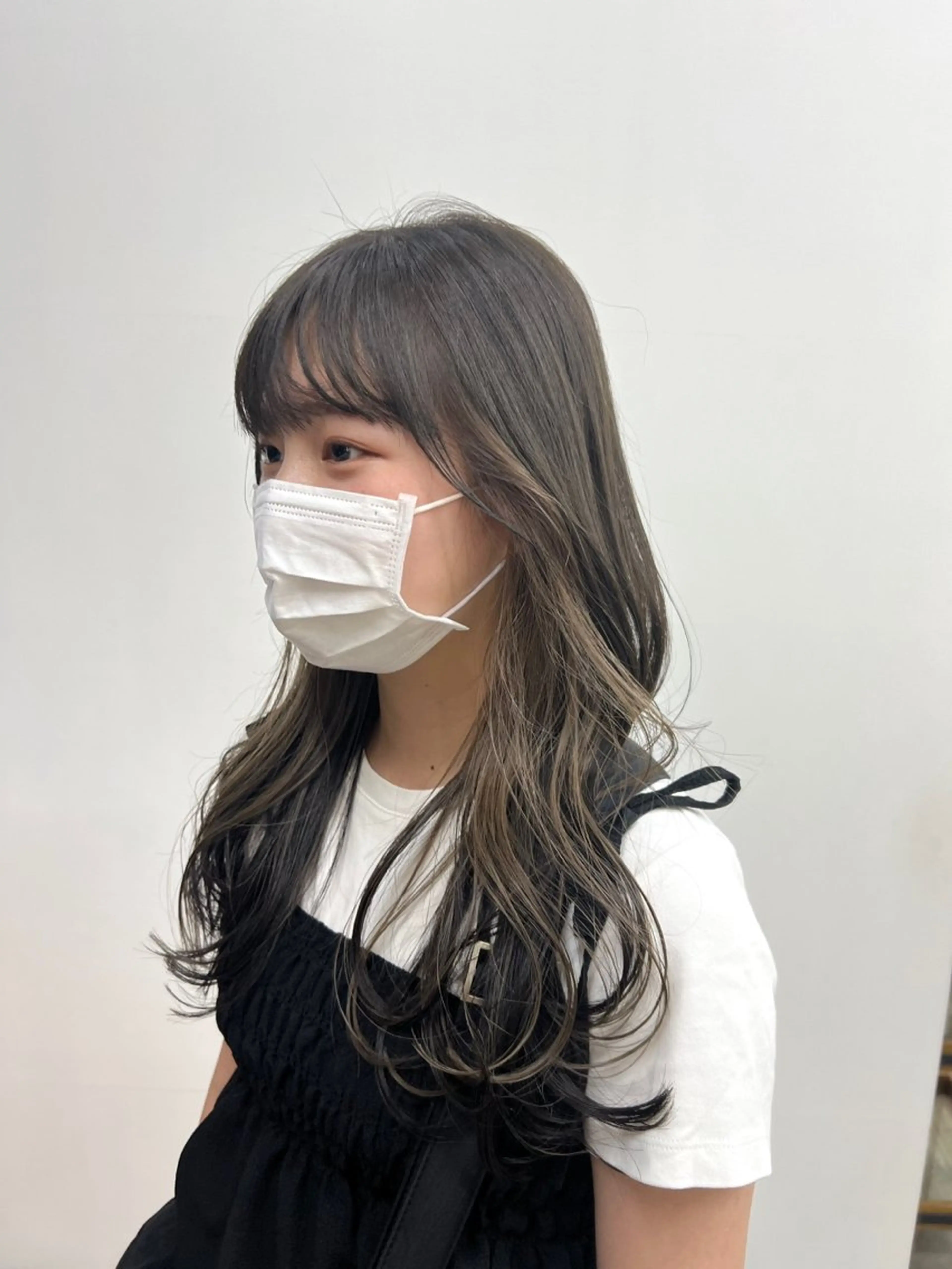 ロング カラー インナーカラー ヘアカラー 清水愛果/オリーブ カラー/透明感カラーのヘアスタイル