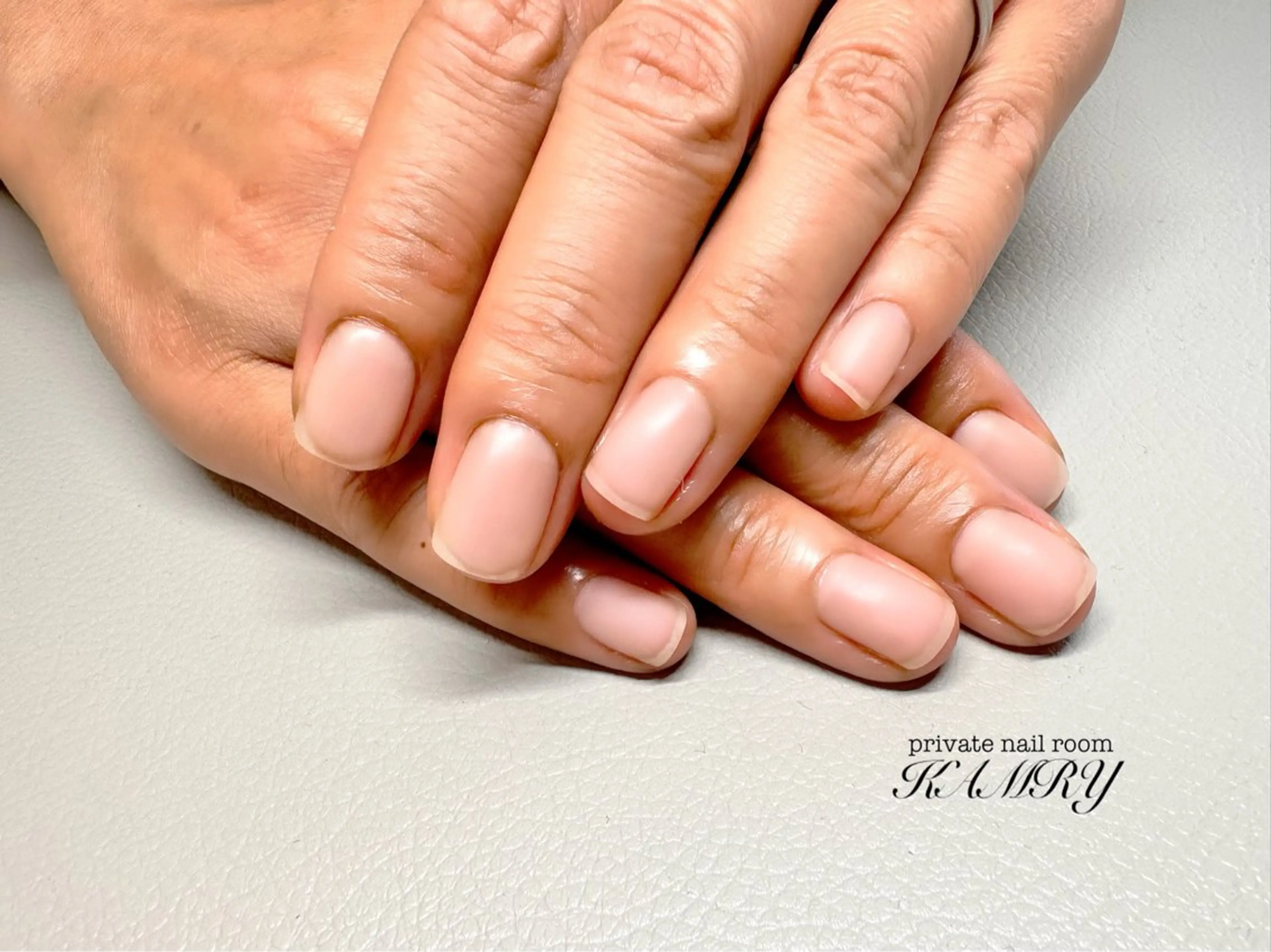 ネイル ワンカラーネイル La ala nailのネイルデザイン