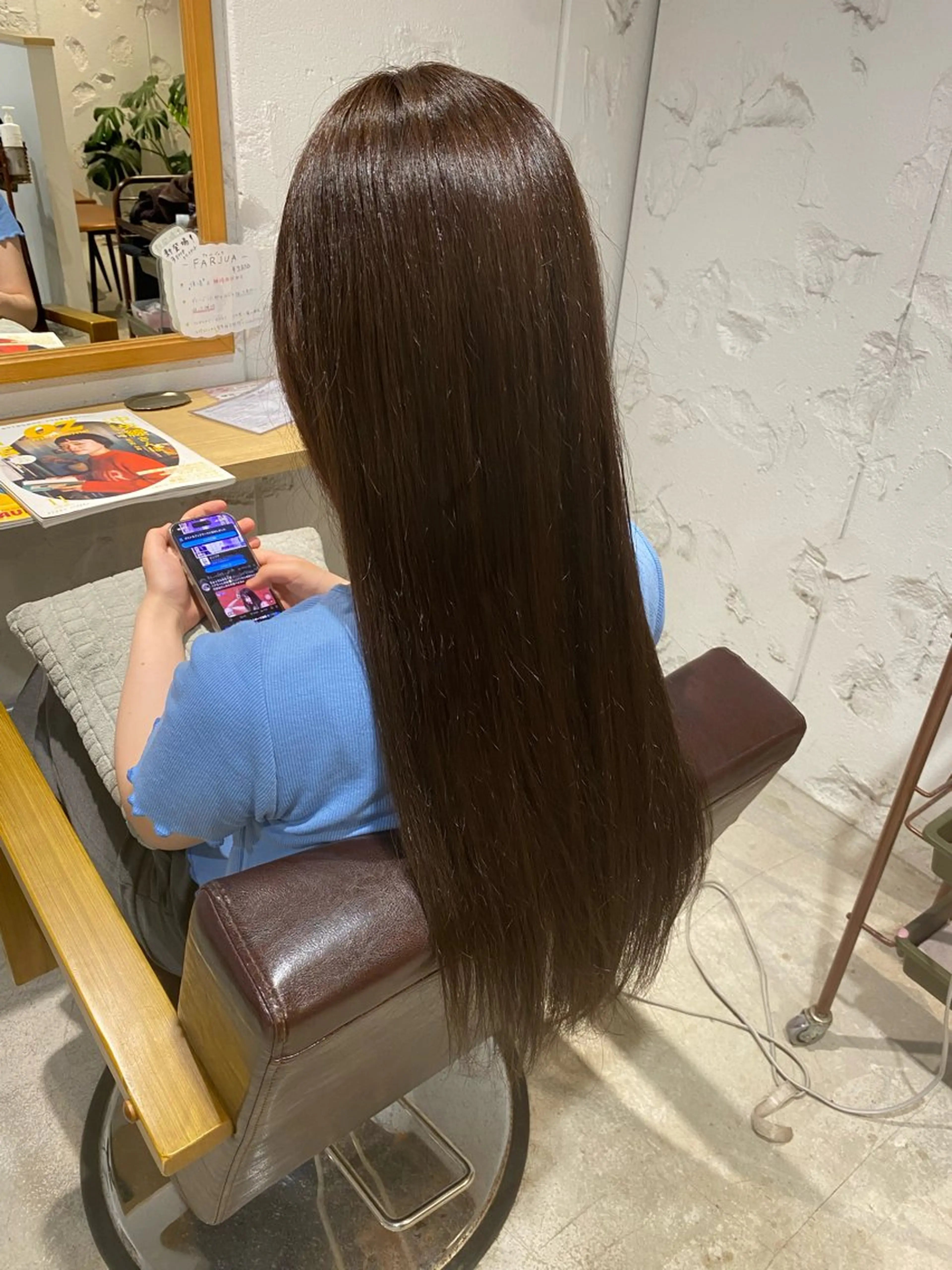 ロング カラー 関根 桃羽のヘアスタイル