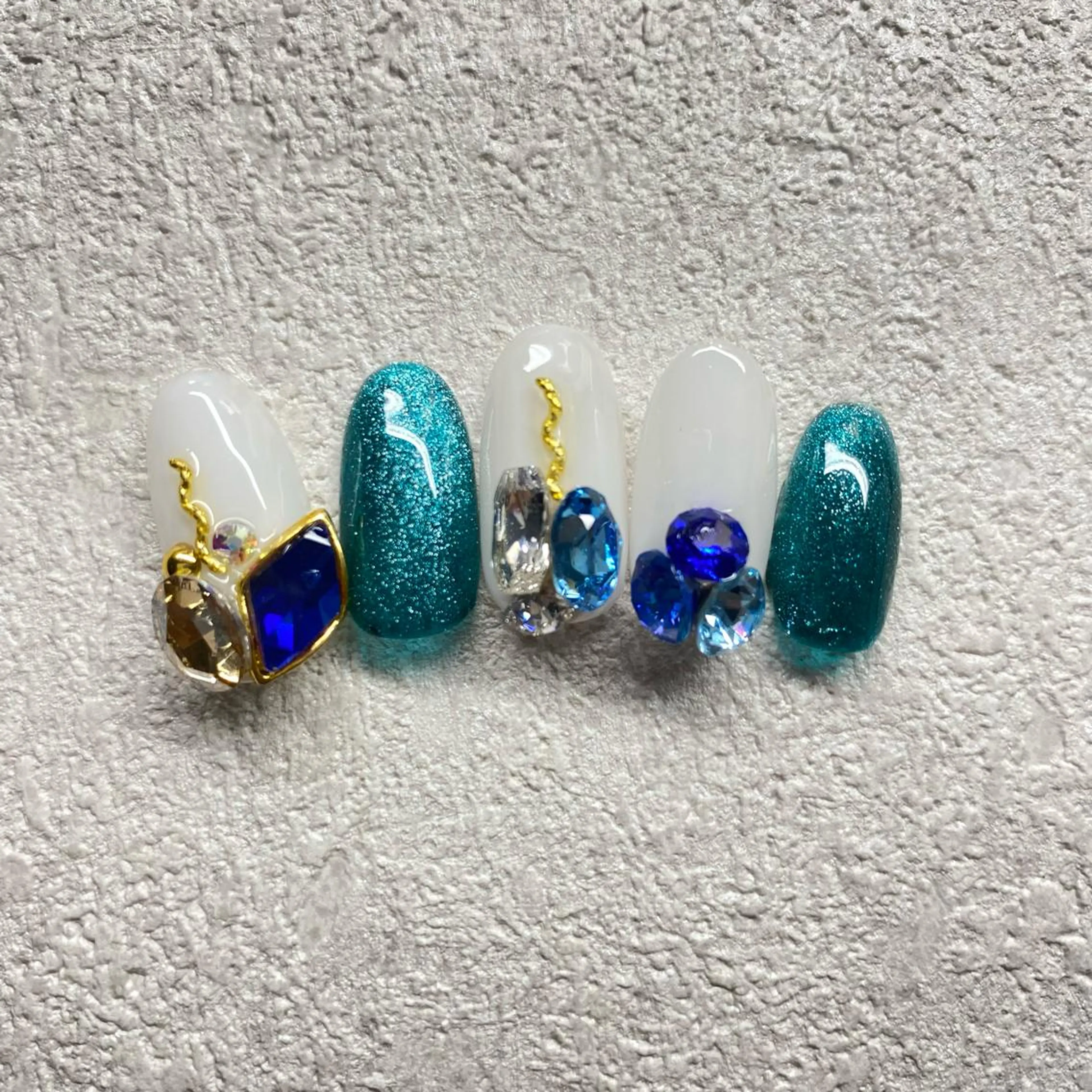 ネイル Rire_eye+beauty_nail所属・Rire_ nail_yukiのネイルデザイン