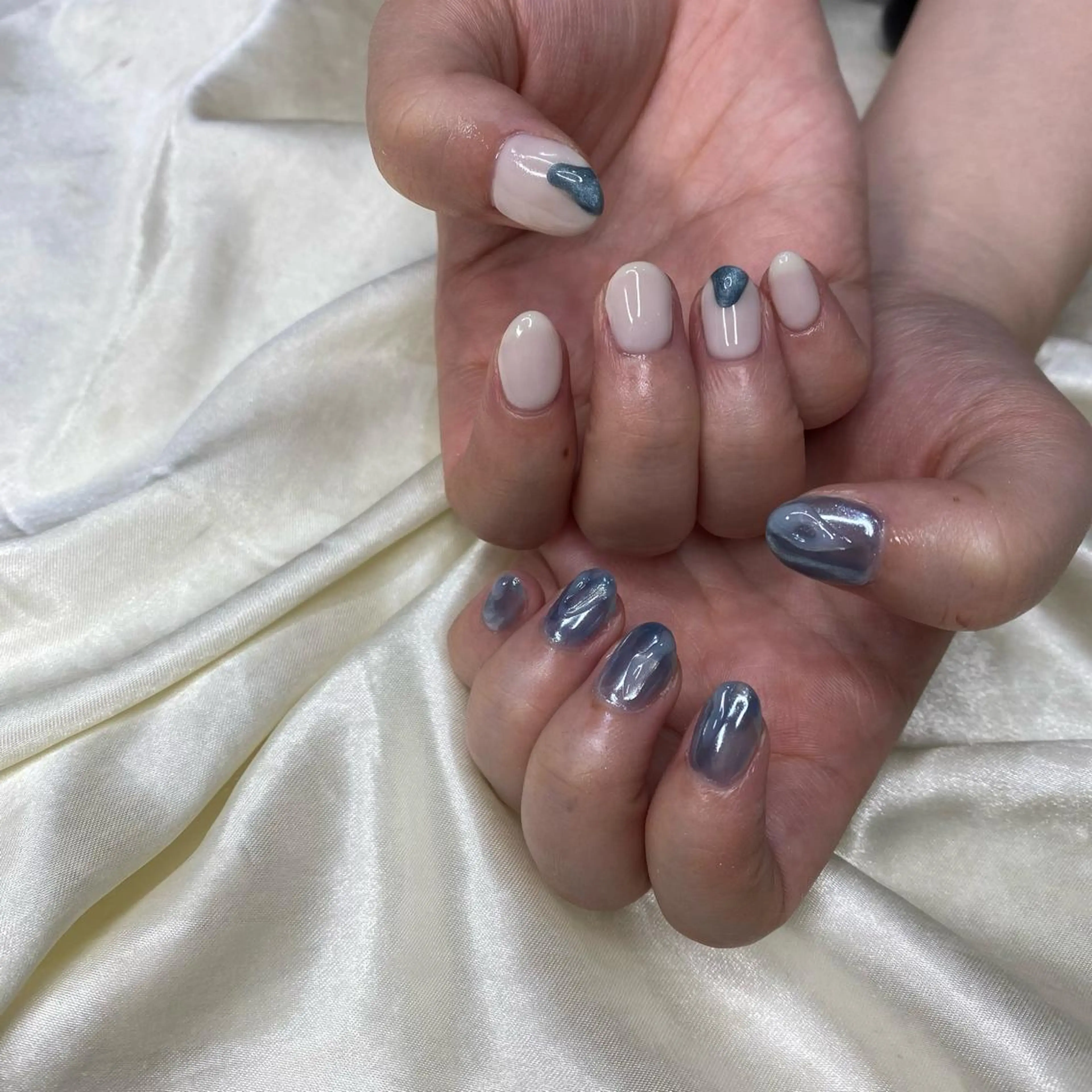 ネイル ハンドネイル 西岡 杏のネイルデザイン