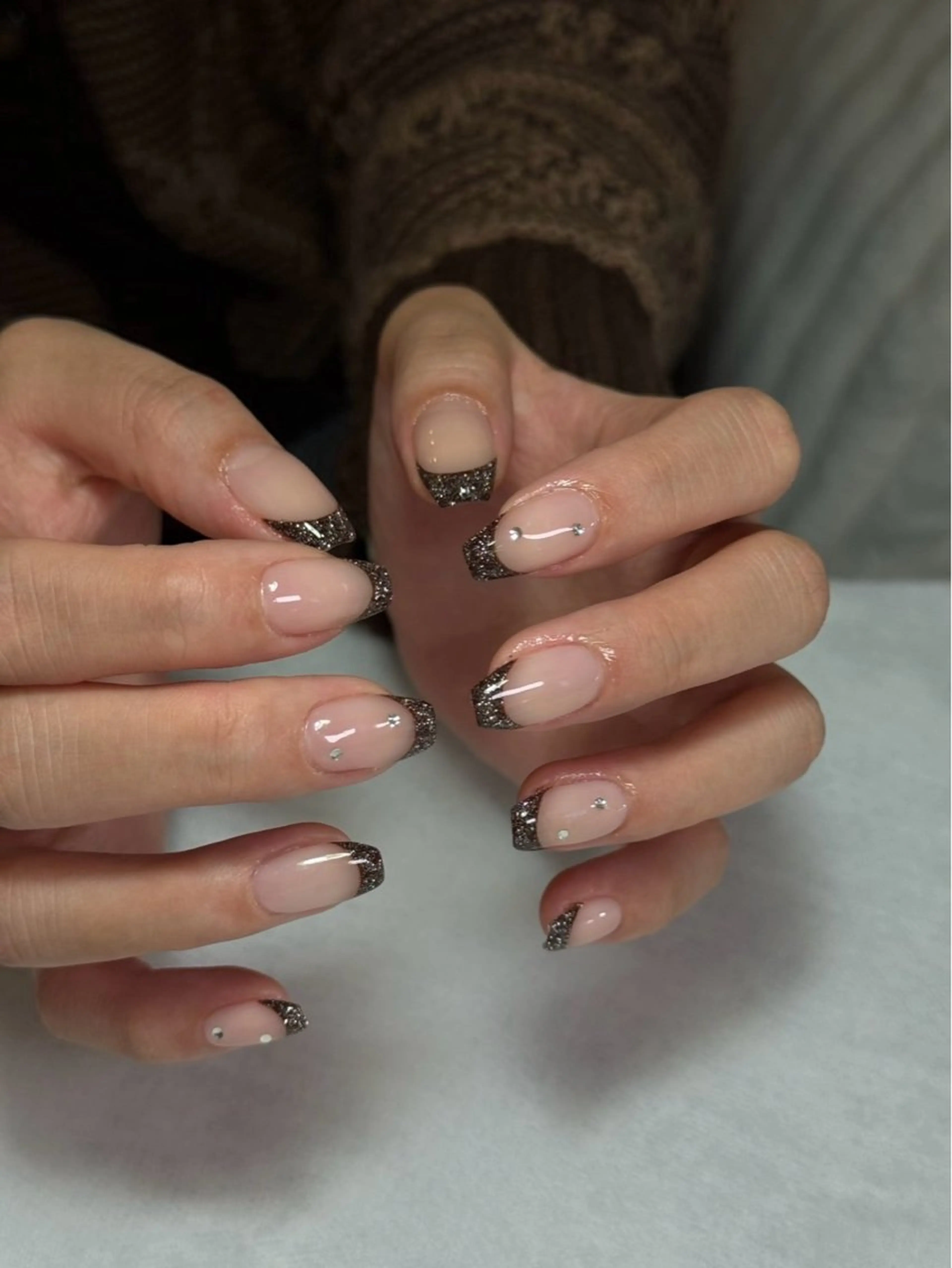 ネイル フラッシュネイル フレンチネイル ラメ(グリッター) ハンドネイル Rich+nail🫧仙台🫧所属・Rich+nail 🫧仙台🫧のネイルデザイン