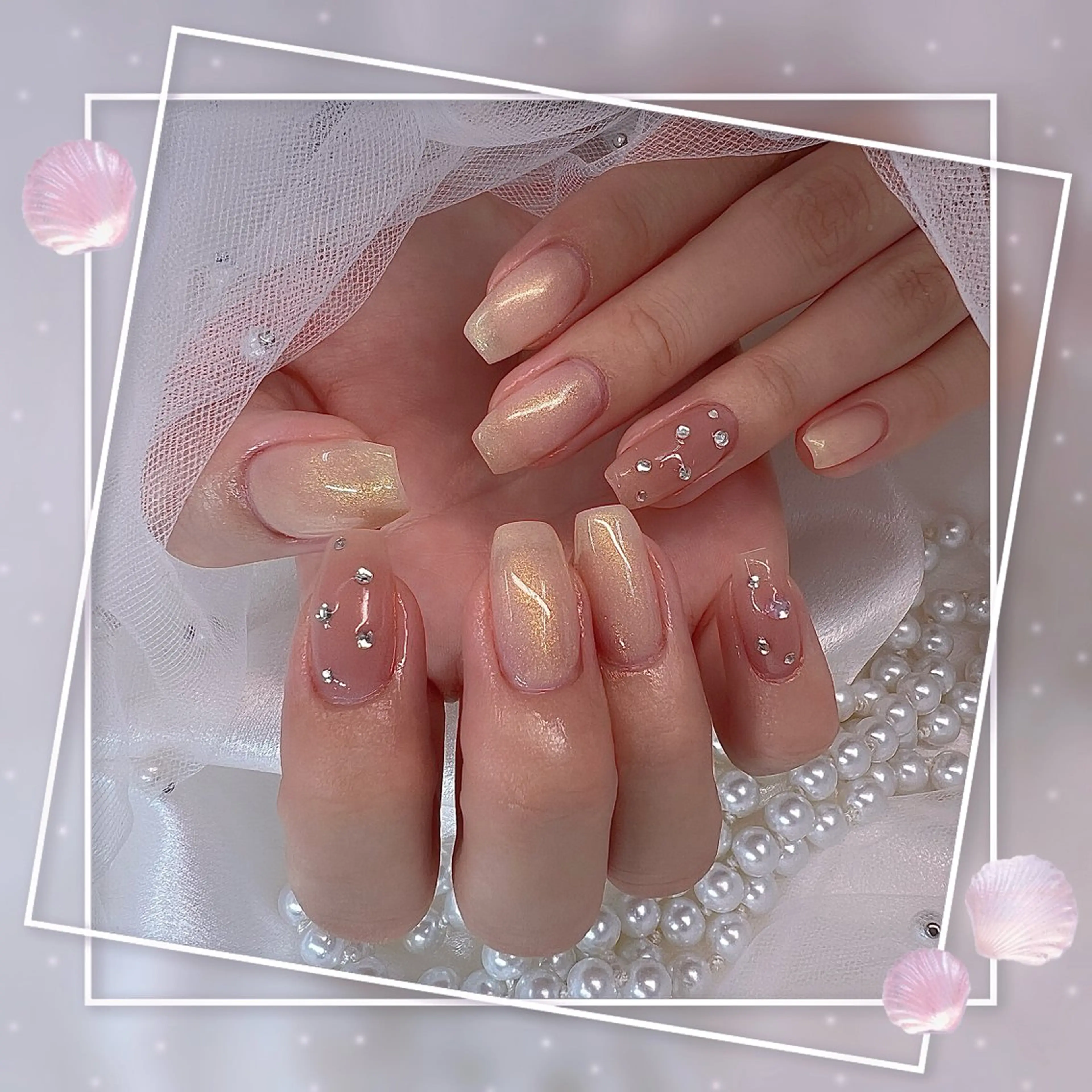 ネイル チークネイル フレンチネイル グラデーション マグネットネイル マグネットフレンチ ハンドネイル Chill Nailsalonのネイルデザイン