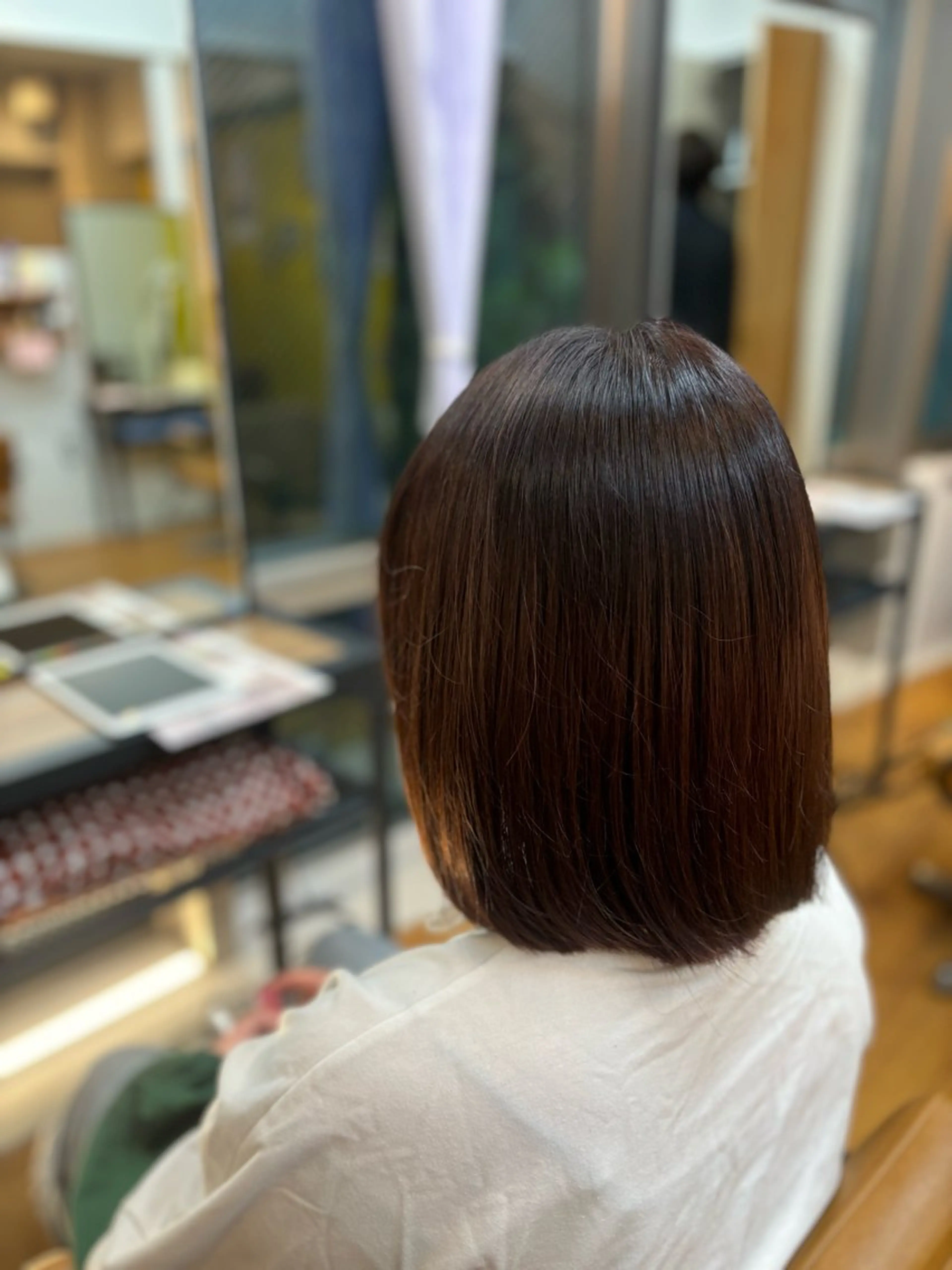 ミディアム カラー ブラウンカラー カネコ ナナミのヘアスタイル