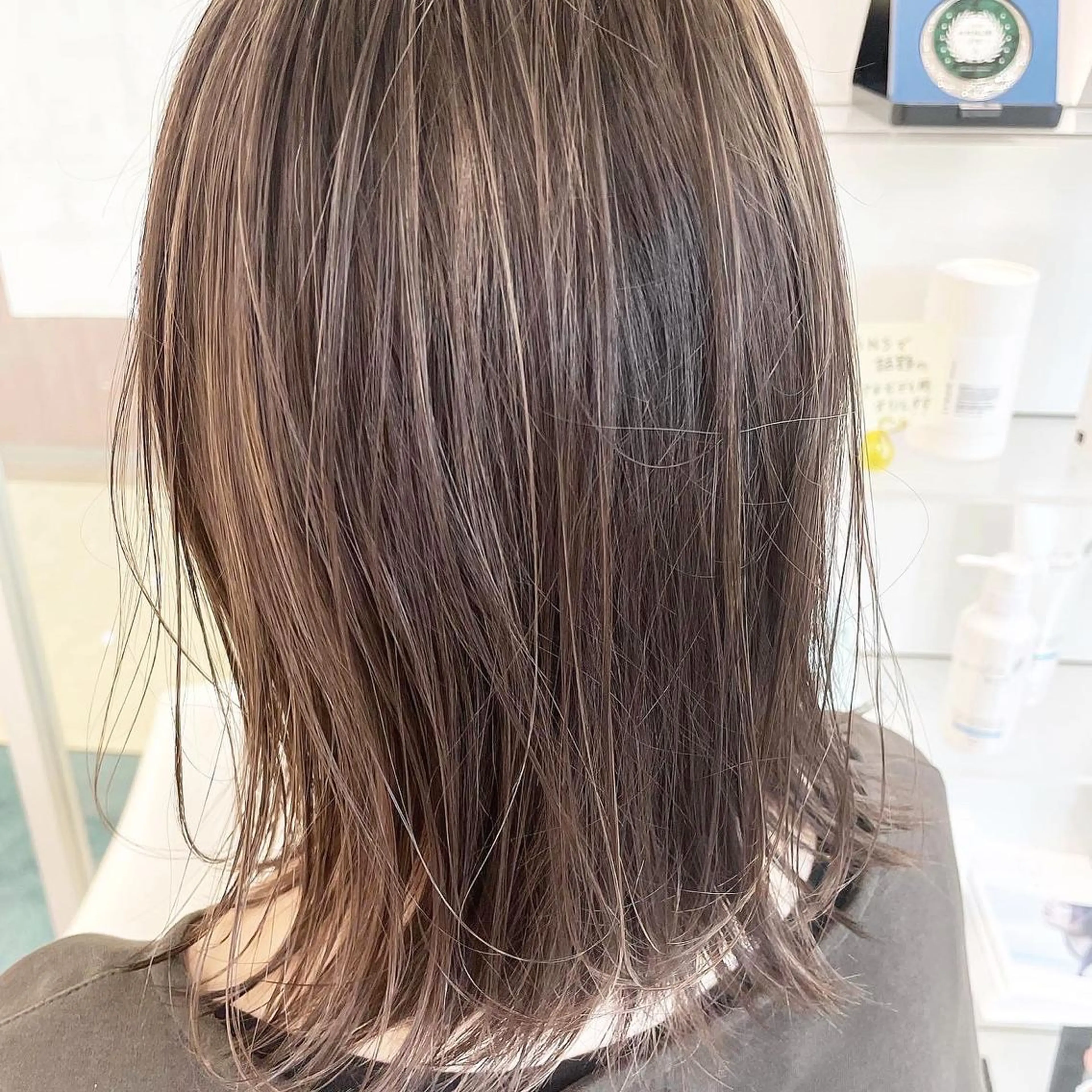 ミディアム カラー カット ヘアカラー トリートメント ご新規様限定クーポン あります　桂口　烈闘のヘアスタイル