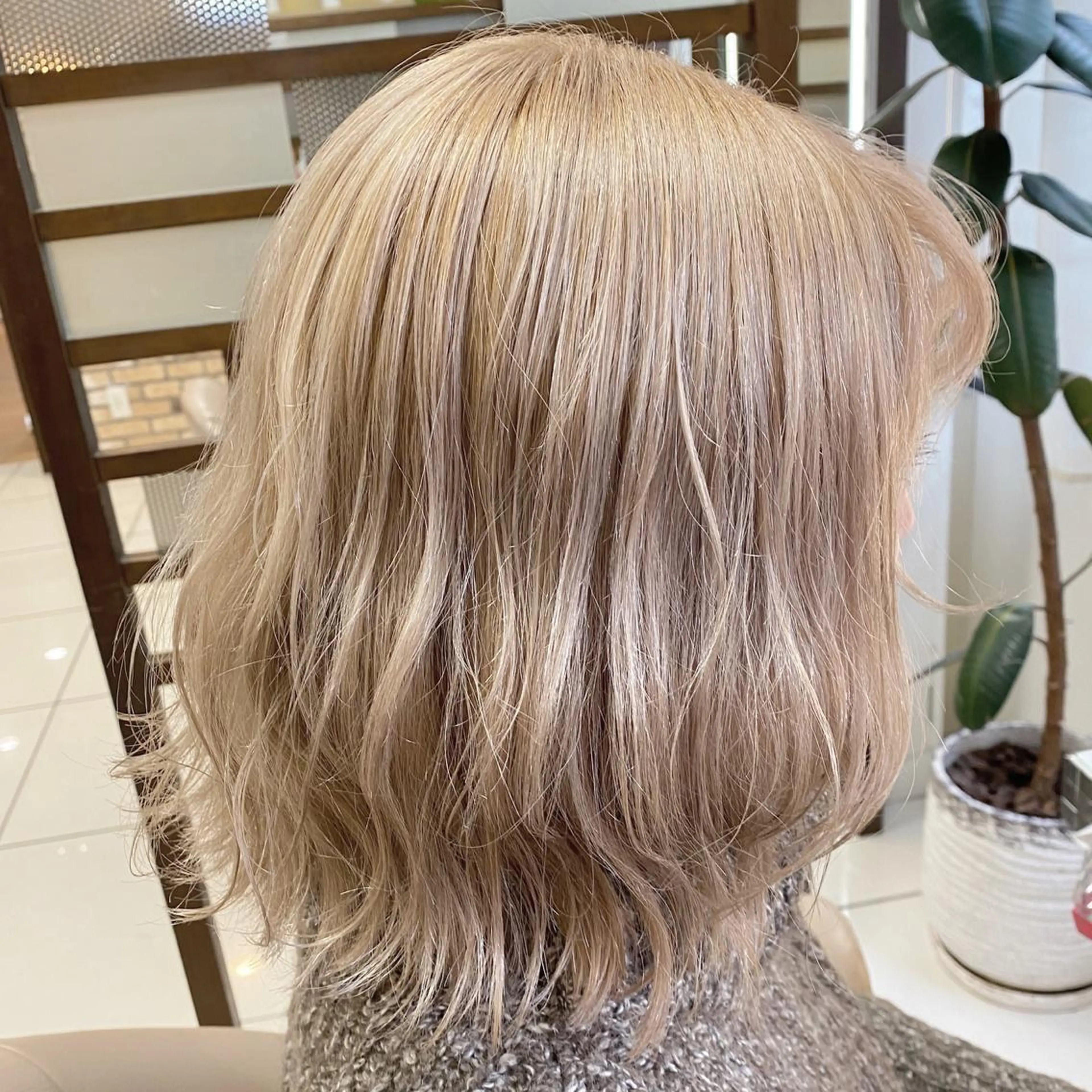 ショート カラー シールエクステ✨️韓 国羽エクステ🪽和希のヘアスタイル