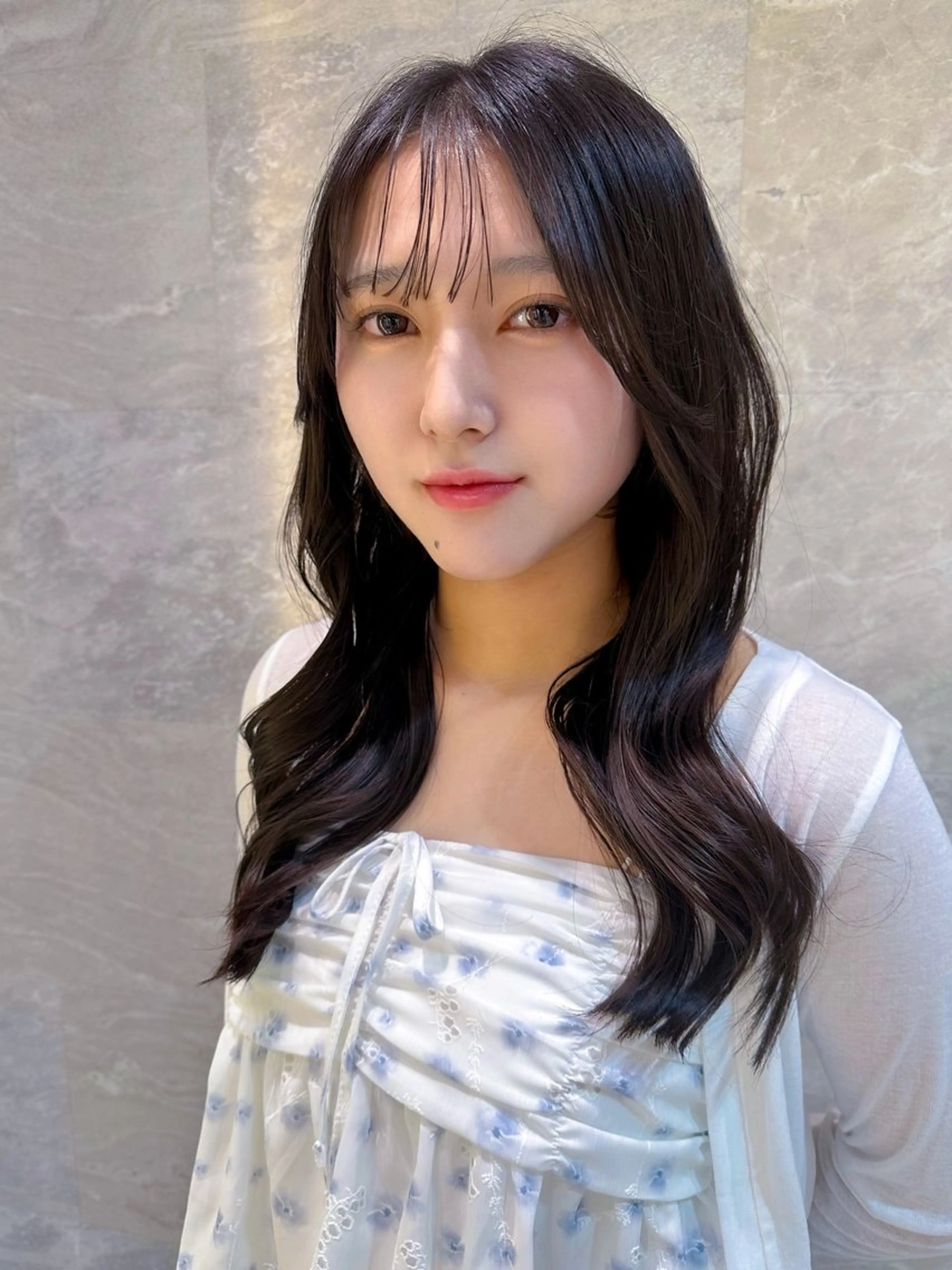 セミロング カラー 透明感カラー デート レイヤーカット 小顔カット カット ヘアカラー トリートメント ❣️韓国レイヤー 髪質改善❣️金山のヘアスタイル