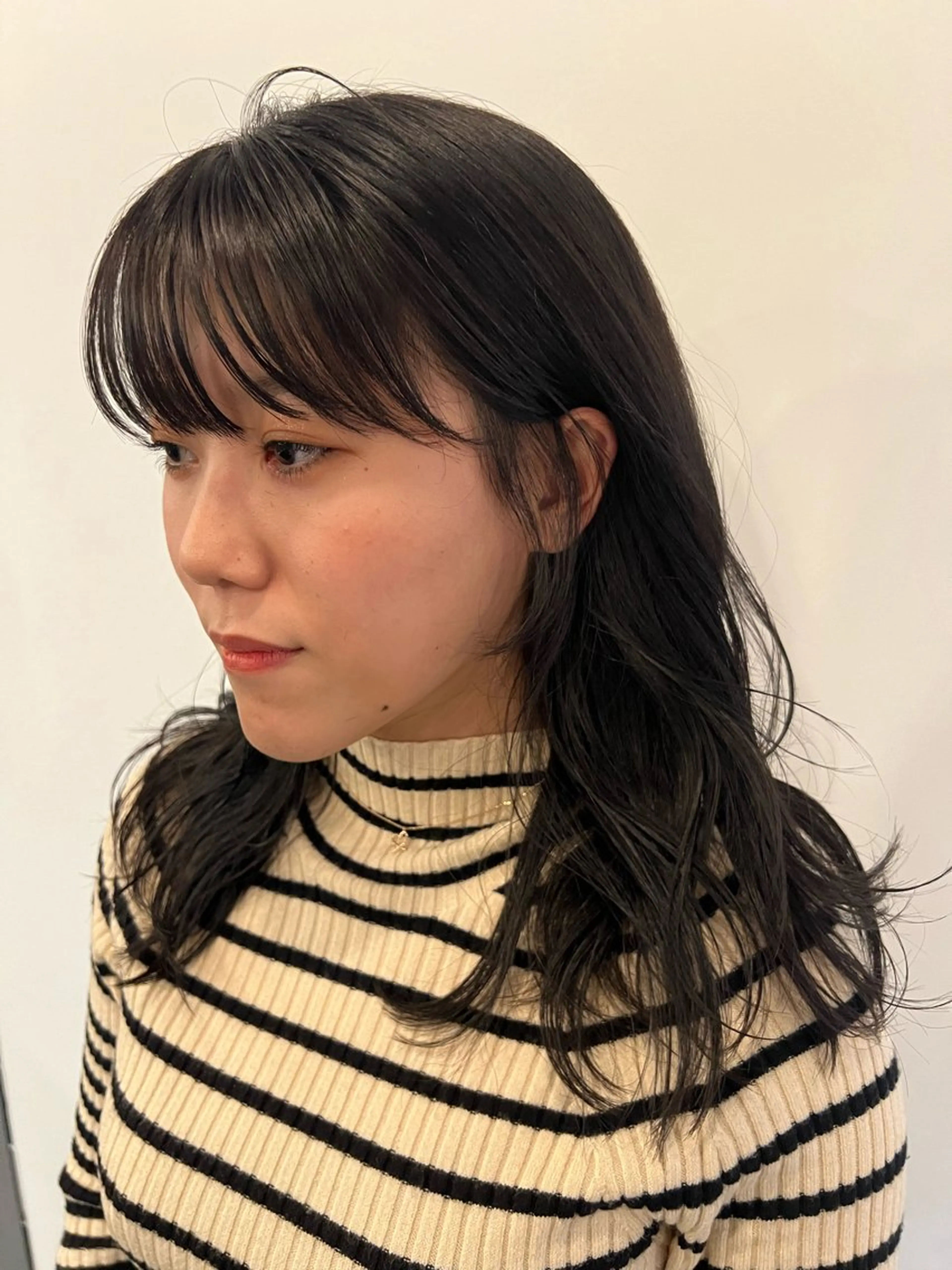 ミディアム カット KOCHAB本山所属・三谷 はるなのヘアスタイル