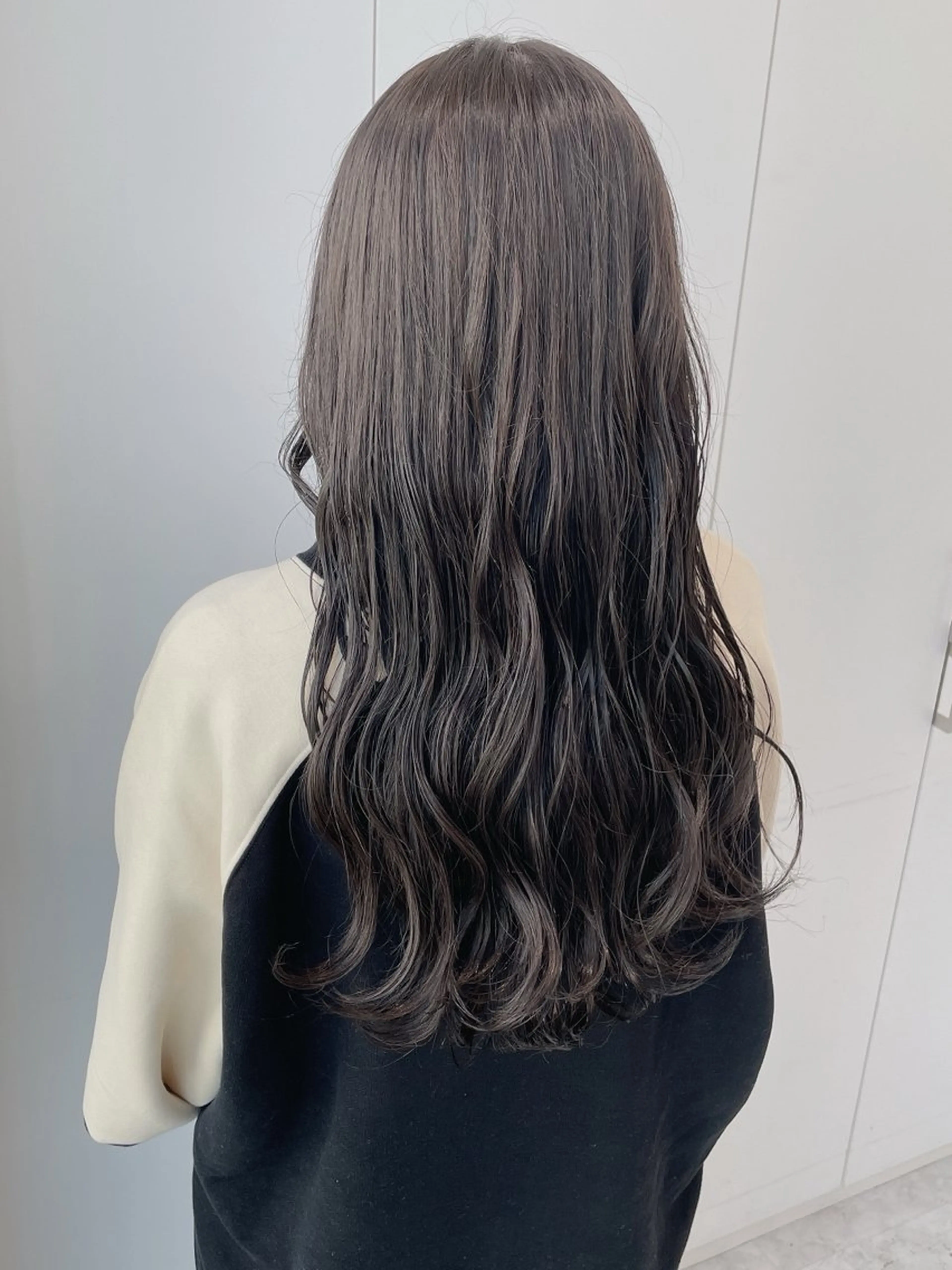 セミロング カラー ヘアアレンジ ヘアカラー EMANON池袋3rd所属・ナチュラル艶髪 なおき｜池袋美容師のヘアスタイル