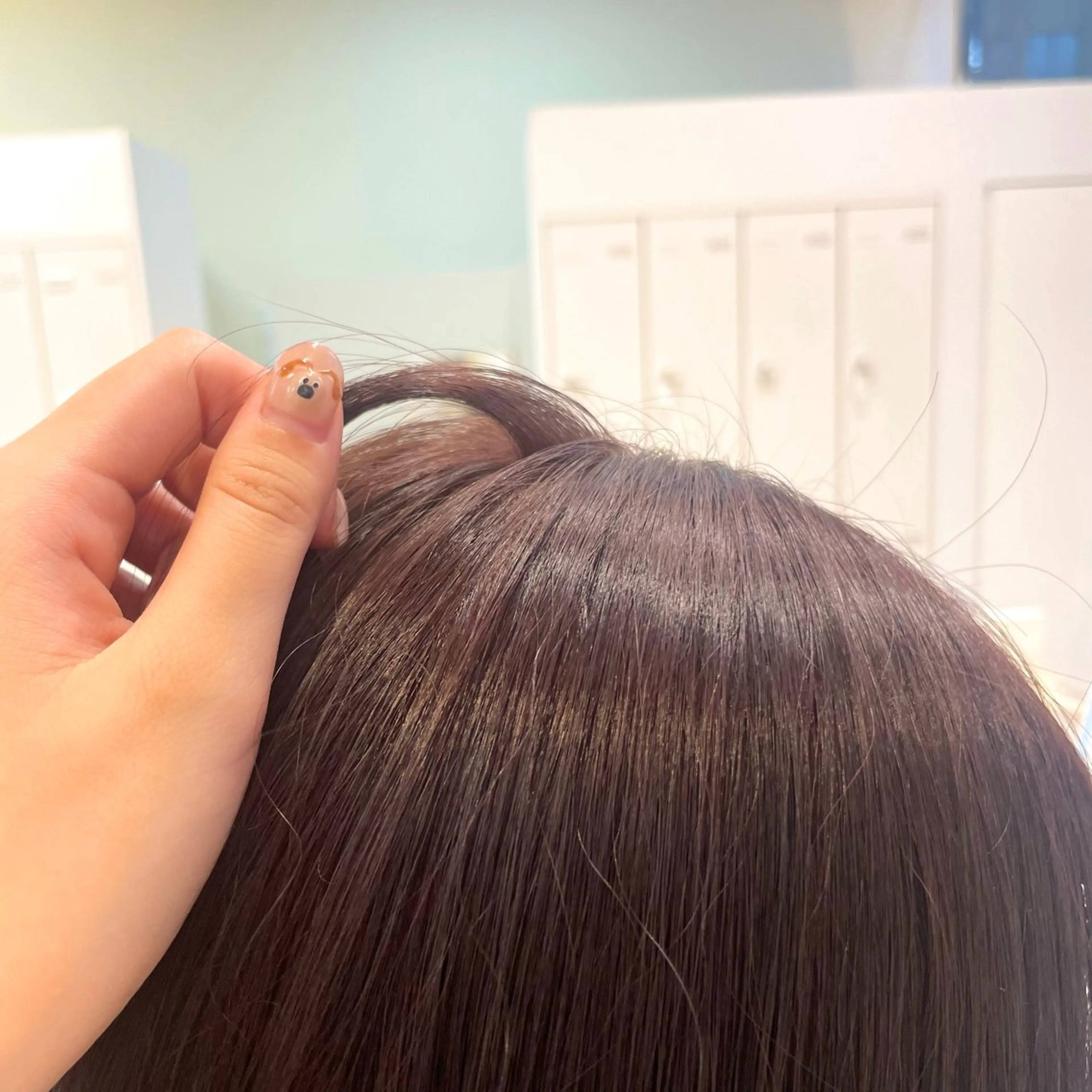 セミロング カラー 縮毛矯正 ParveMix いしいまお🌼のヘアスタイル