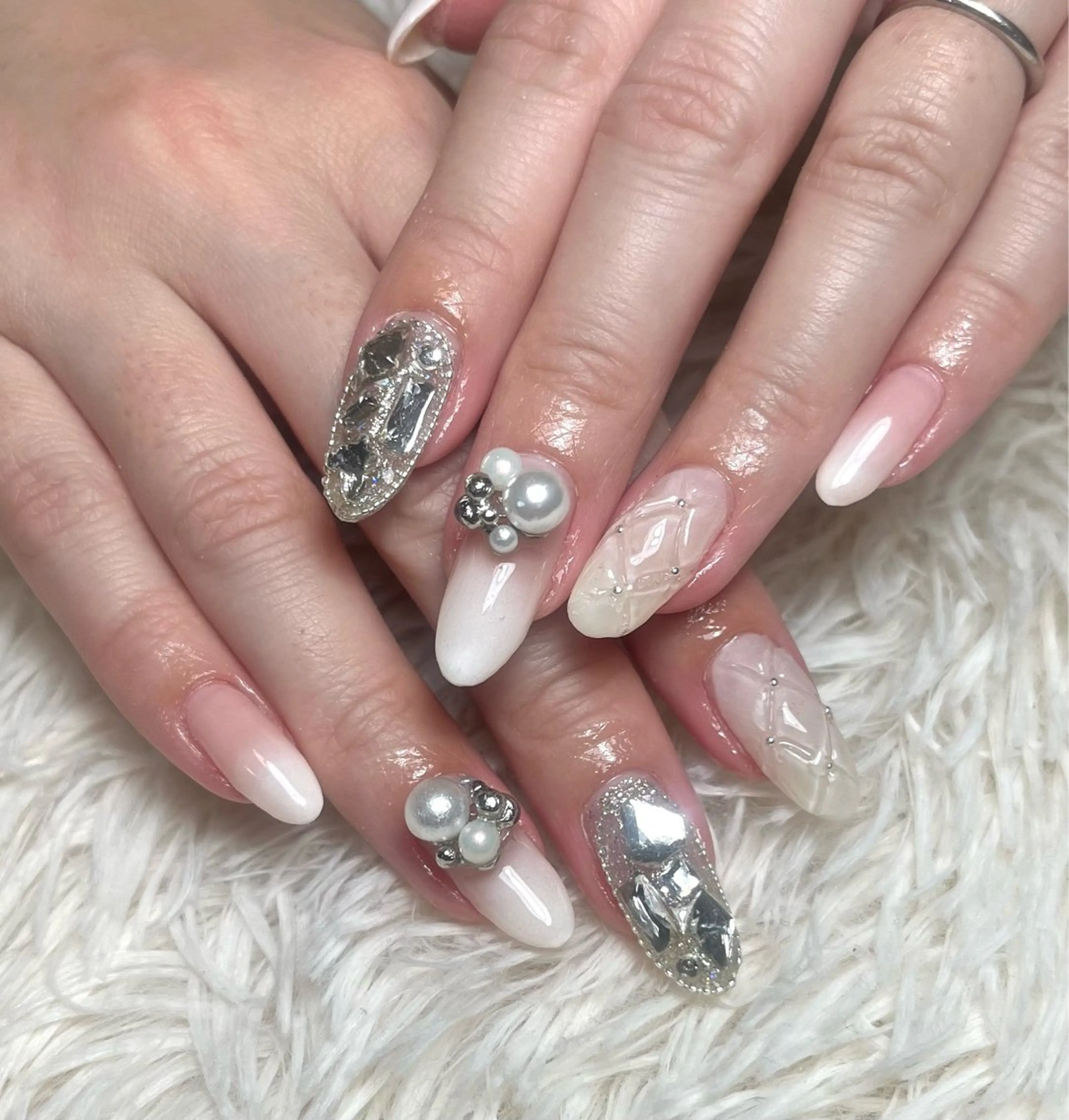 ネイル ハンドネイル 島田 亜紀のネイルデザイン