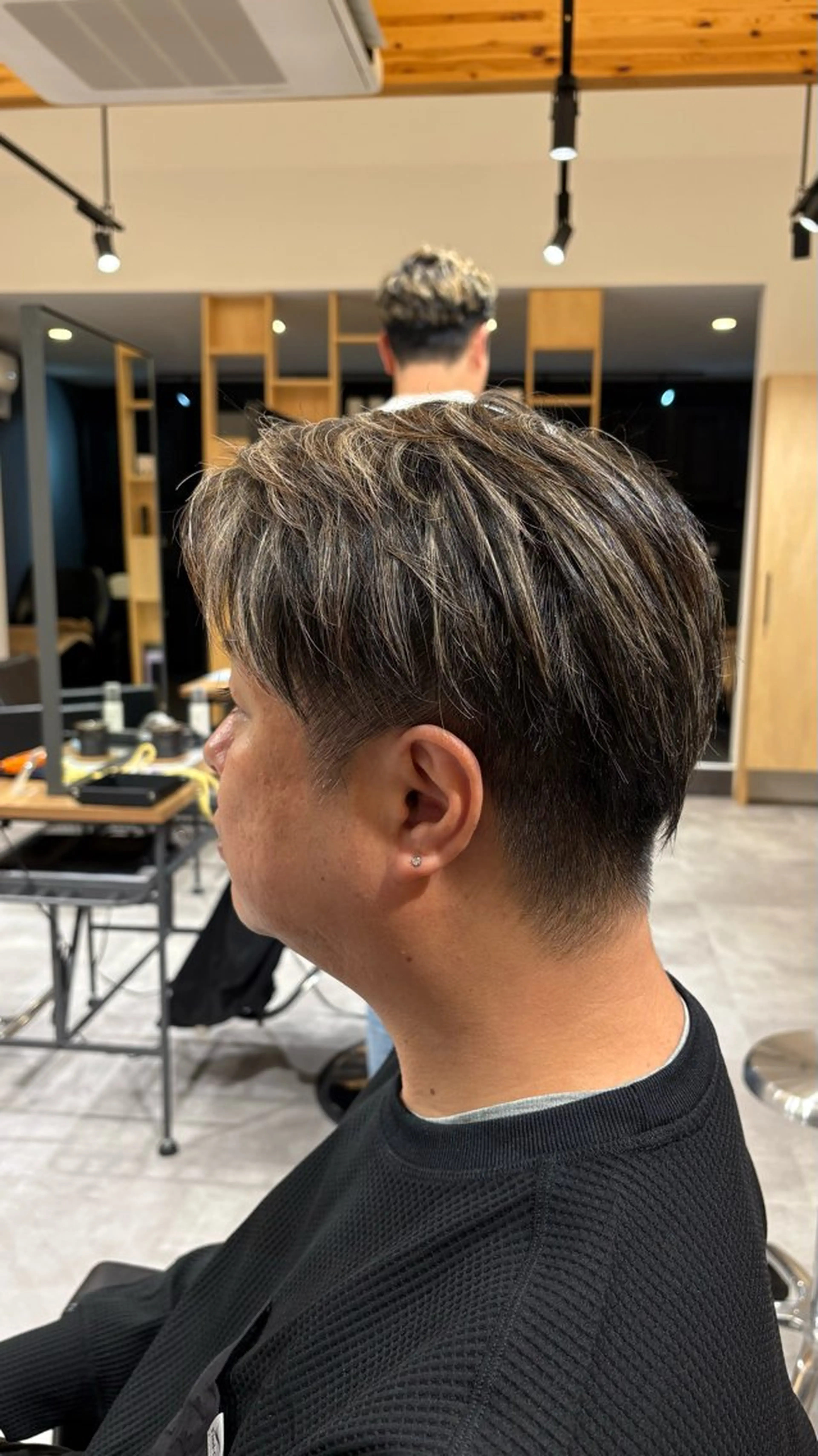 メンズ メンズハイライト 滑川 吏音のヘアスタイル