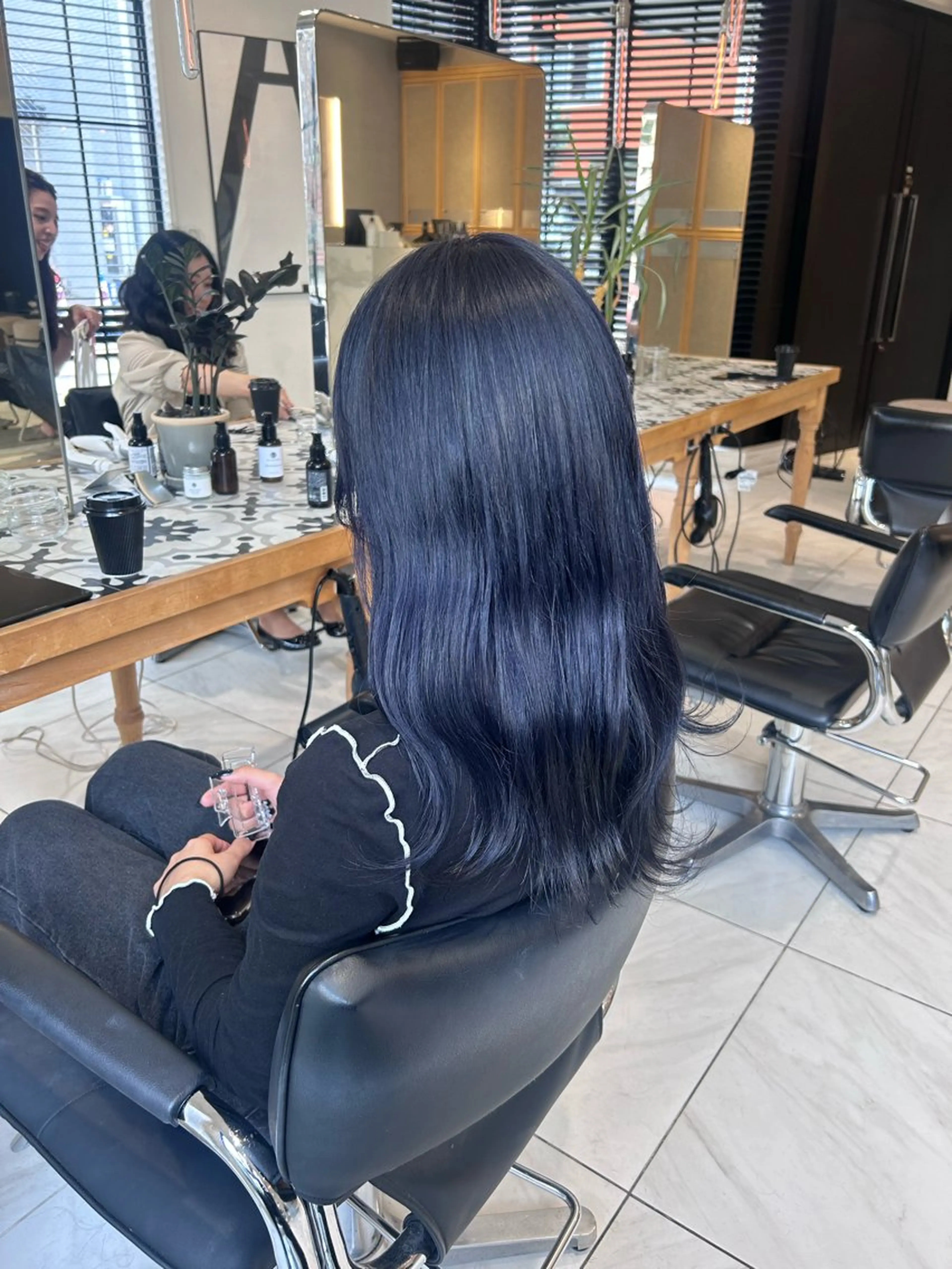 カラー ヘアカラー トリートメント ヘッドスパ ヘアセット miko🪽地毛風/ ハイトーン/レイヤーのヘアスタイル