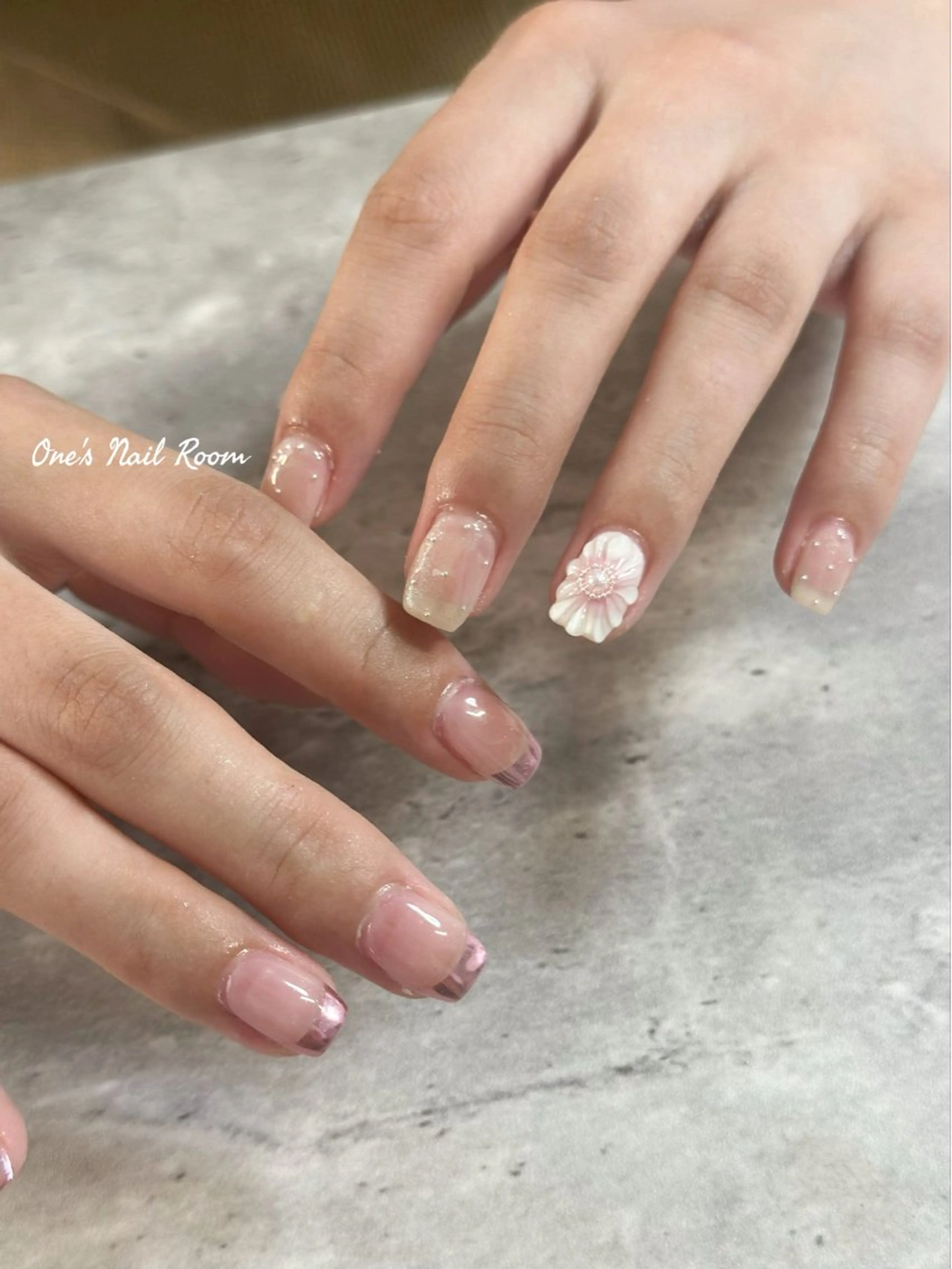 ネイル ハンドネイル One's Nail Roomのネイルデザイン