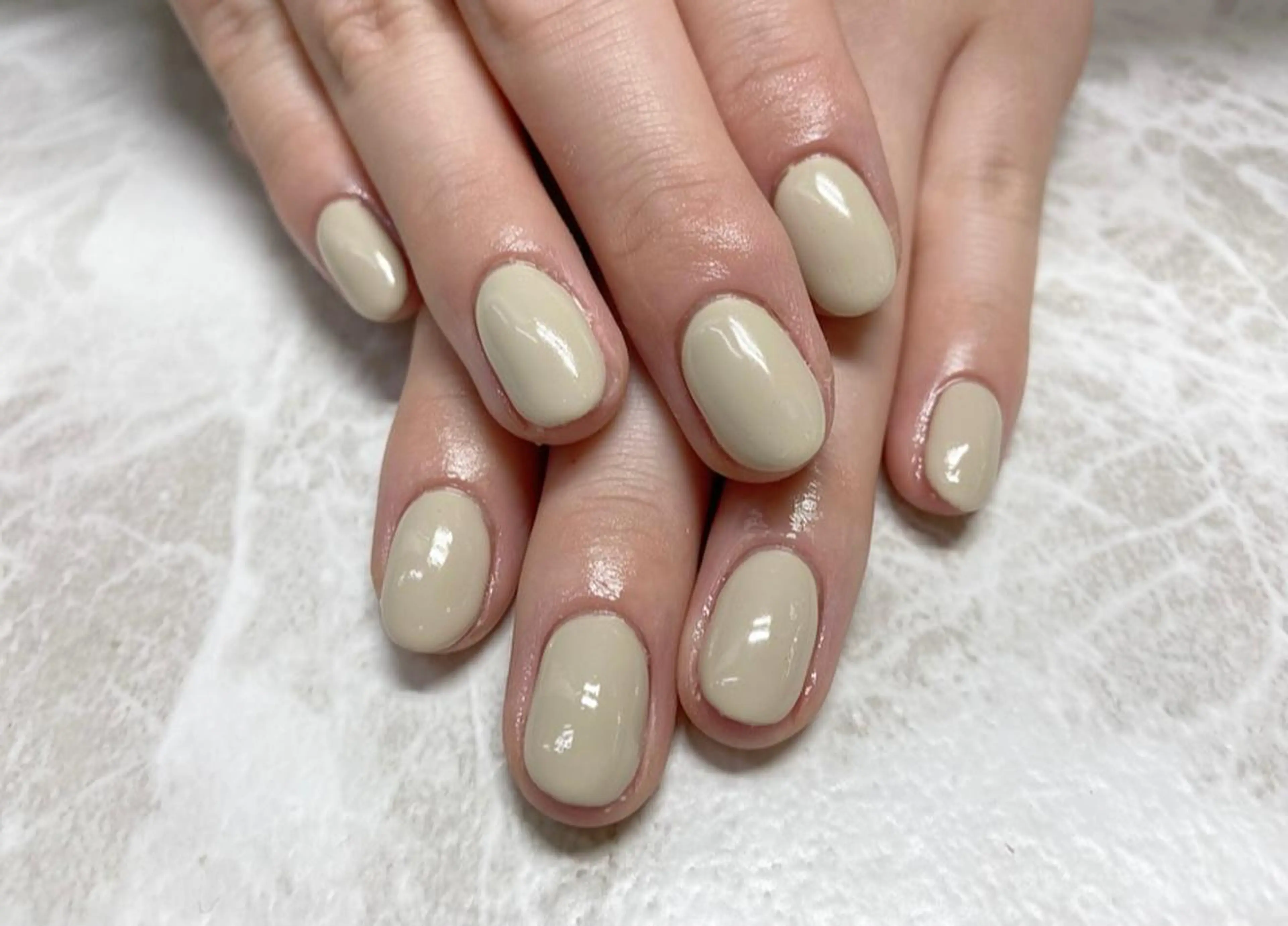 ネイル ホワイト 🧸熊谷 かほ🧸のネイルデザイン