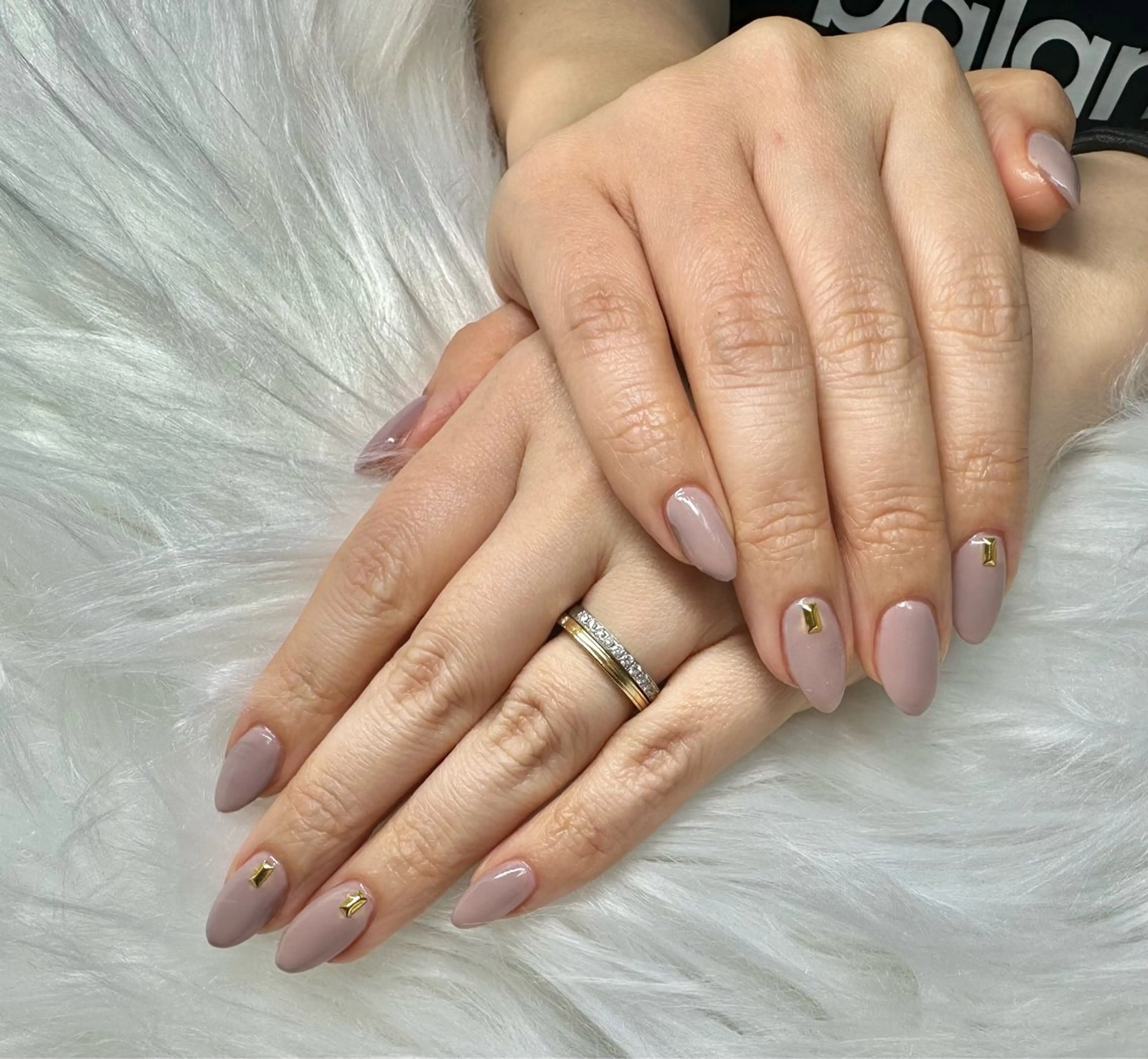 ネイル ワンカラーネイル nailsalon glowのネイルデザイン